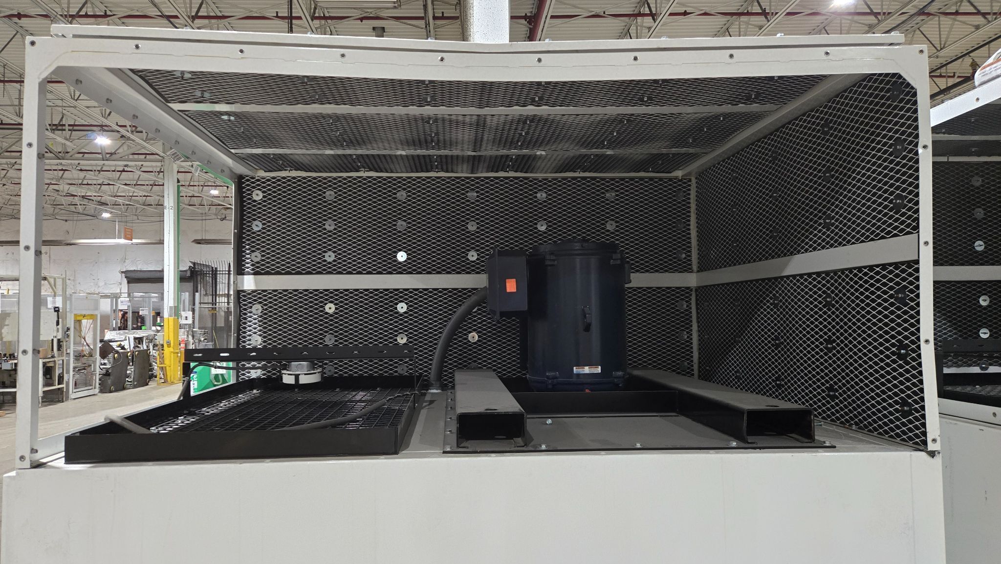 ROBOVENT FUSION C-DT4-22500-15 DUST COLLECTION SYSTEM/ EXHAUST SYSTEM USED 3