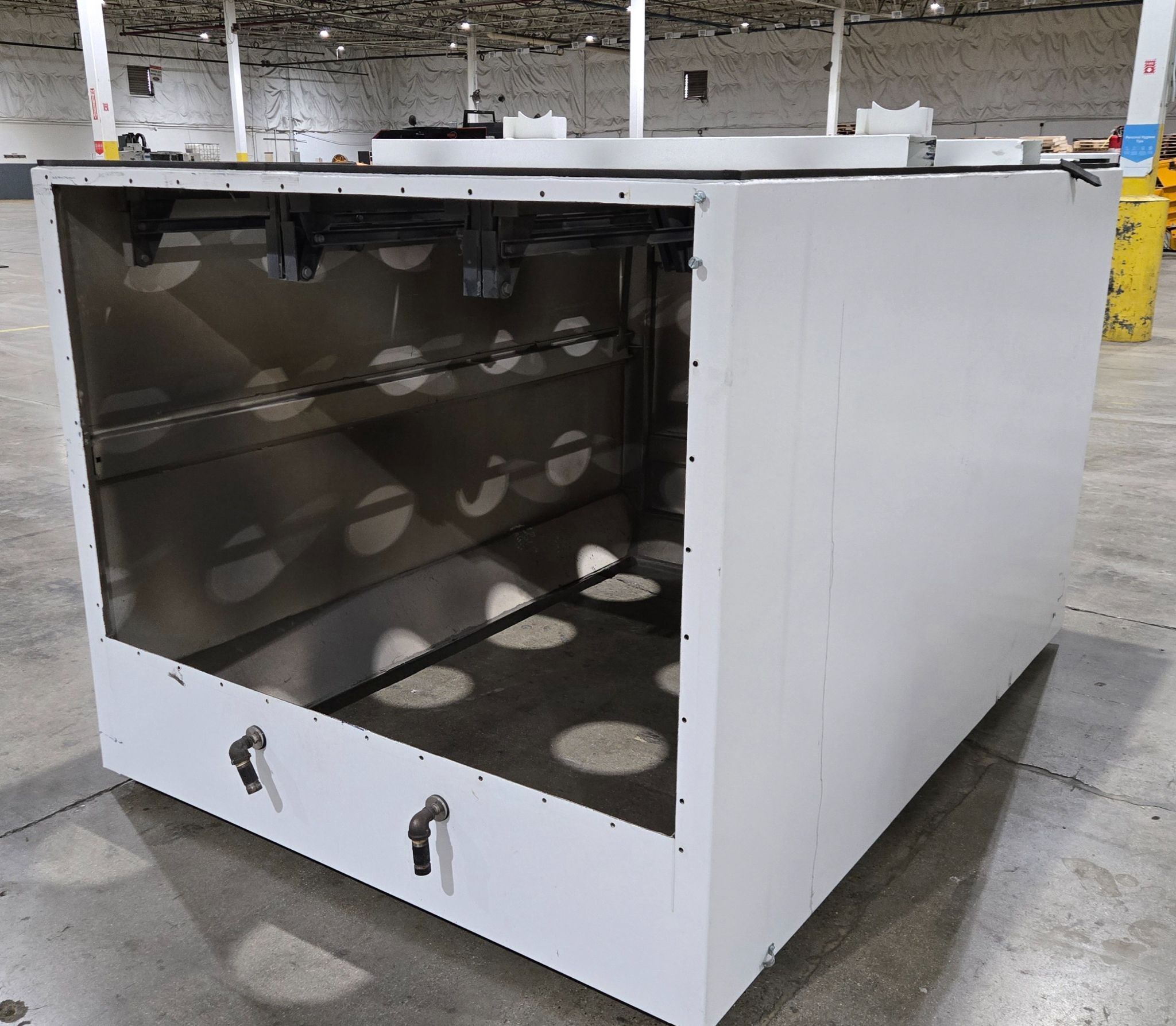 ROBOVENT FUSION C-DT4-22500-15 DUST COLLECTION SYSTEM/ EXHAUST SYSTEM USED 12