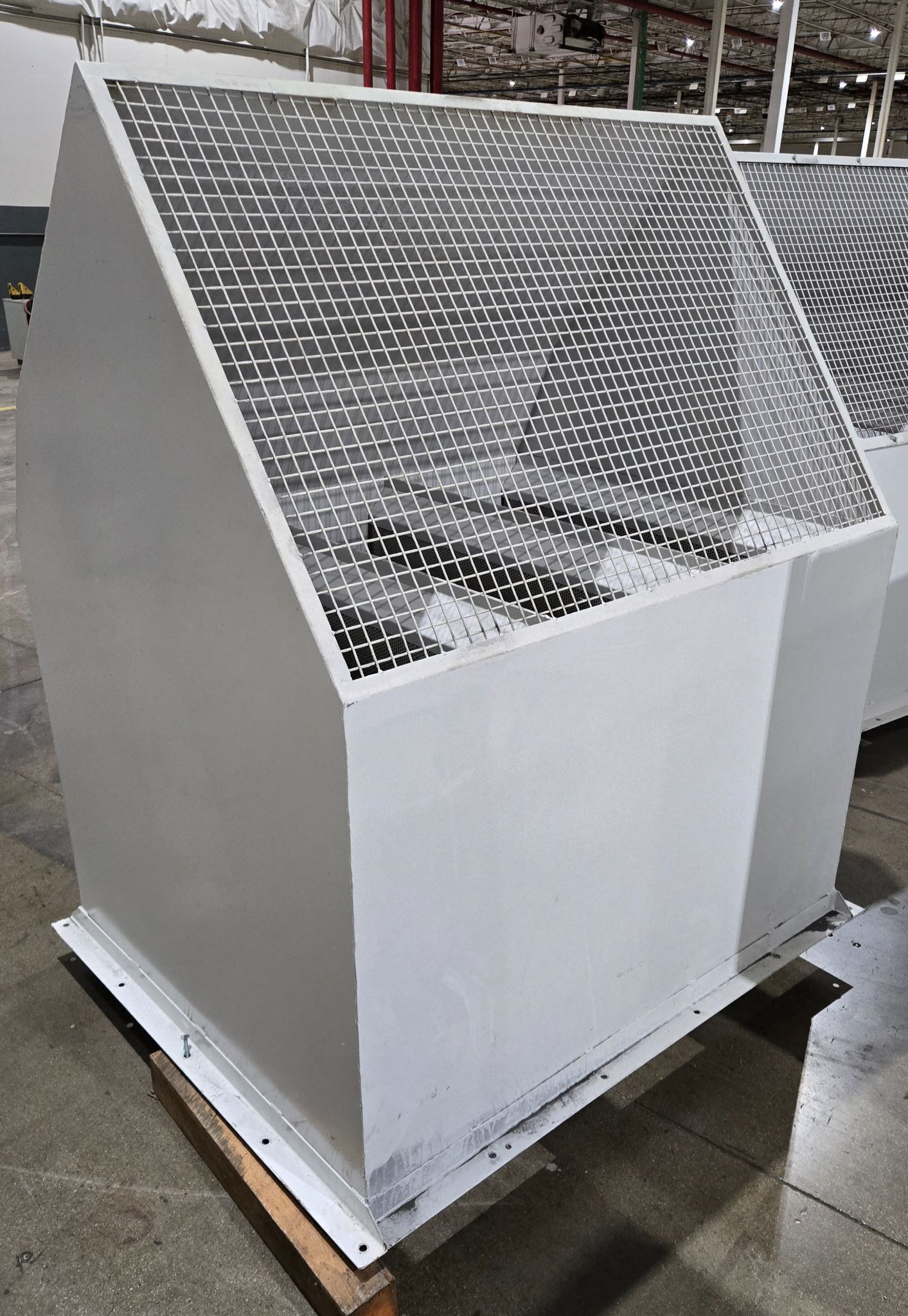ROBOVENT FUSION DT4-15000-10 DUST COLLECTION SYSTEM/ EXHAUST SYSTEM USED 22