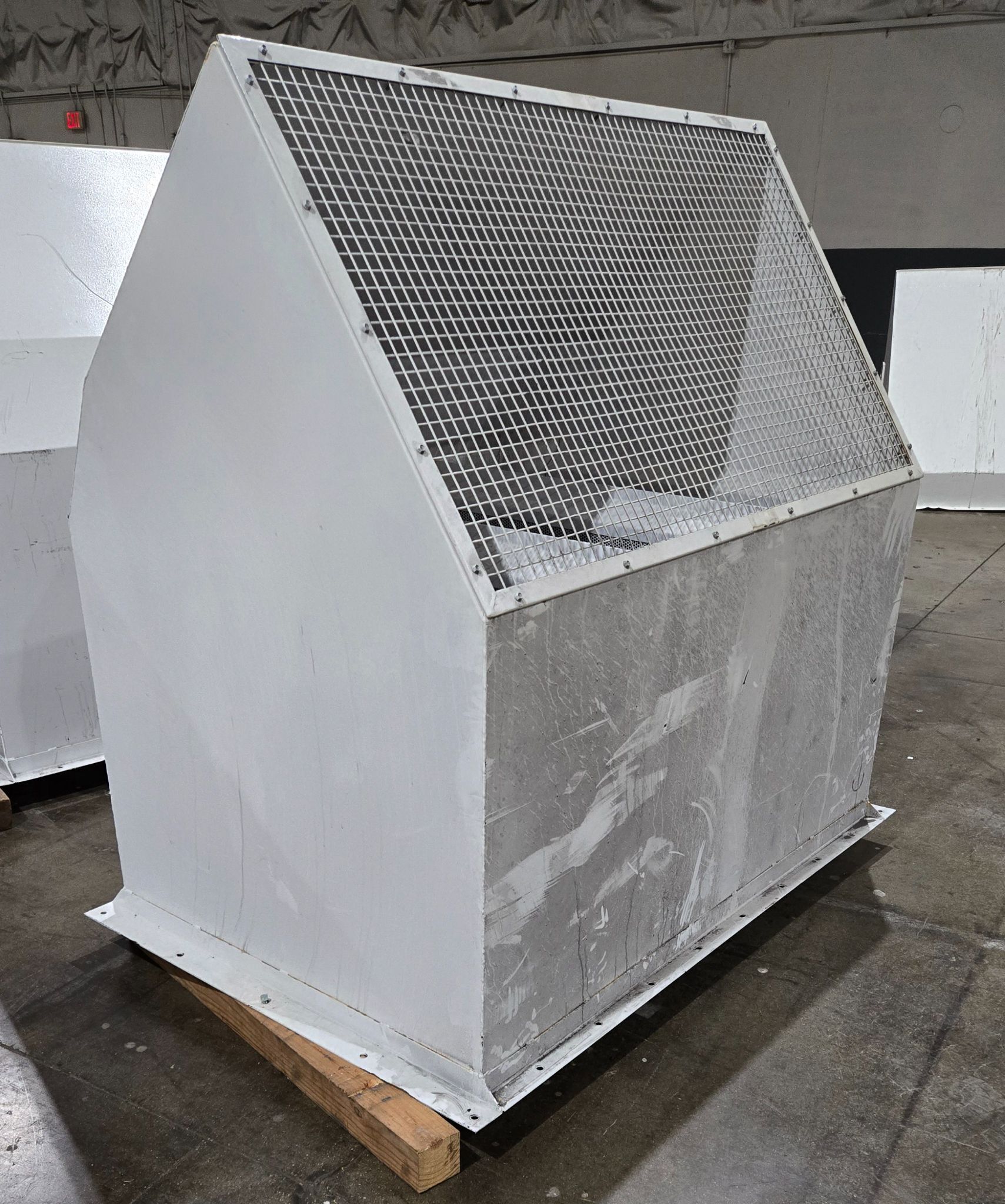 ROBOVENT FUSION C-DT4-22500-15 DUST COLLECTION SYSTEM/ EXHAUST SYSTEM USED 19