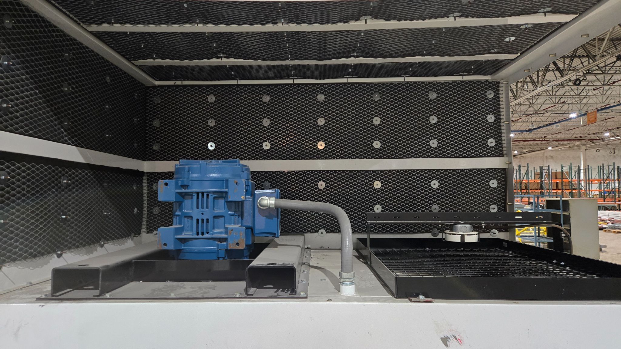 ROBOVENT FUSION DT4-15000-10 DUST COLLECTION SYSTEM/ EXHAUST SYSTEM USED 3