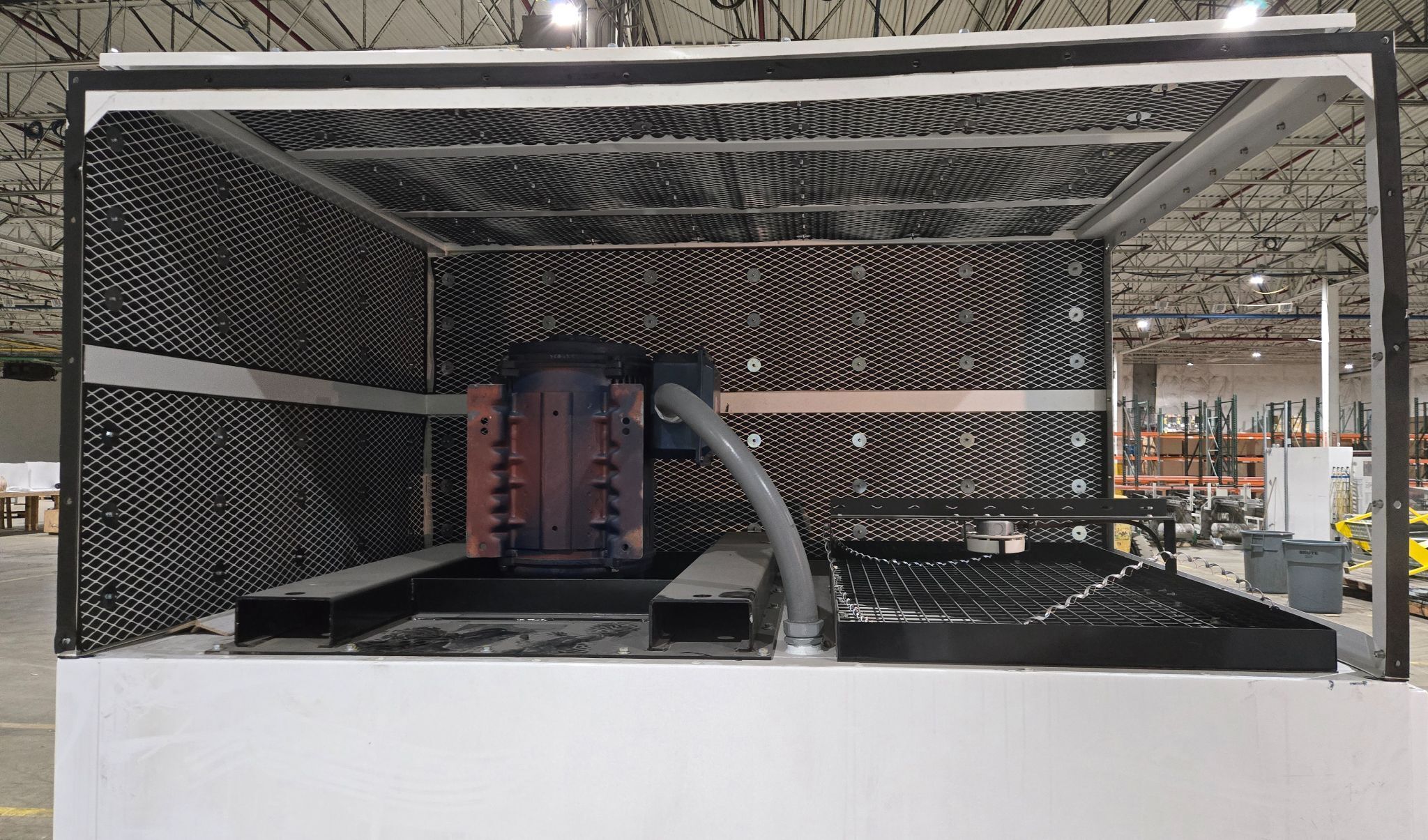 ROBOVENT FILTERED EXHAUSED SYSTEM W/ EPAD TOUCH 200 AMP 600 VAC USED 3