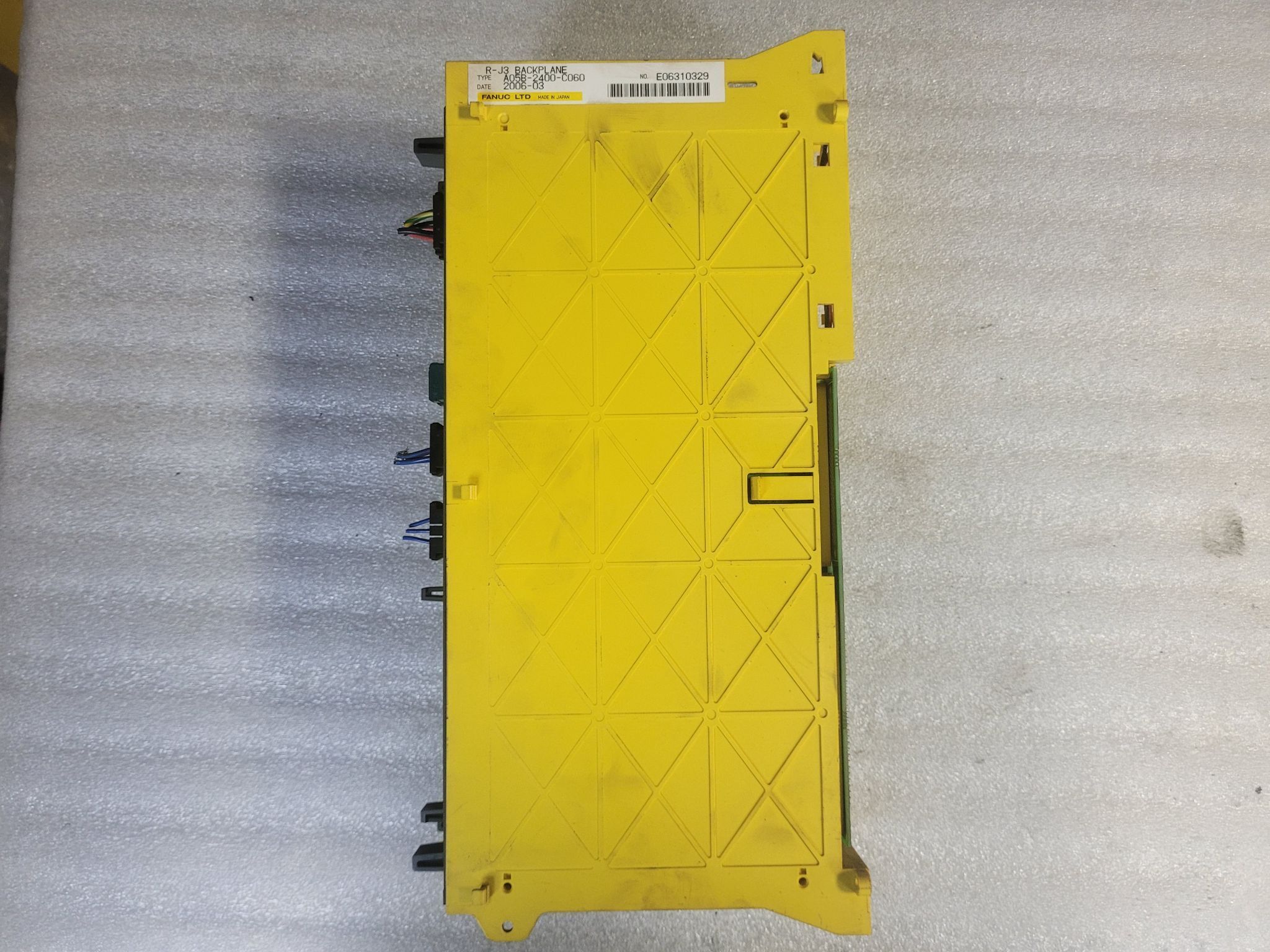 FANUC A05B-2400-C060 2-Slot Backplane w/ A16B-2203-0370/13E PSU Module USED 1