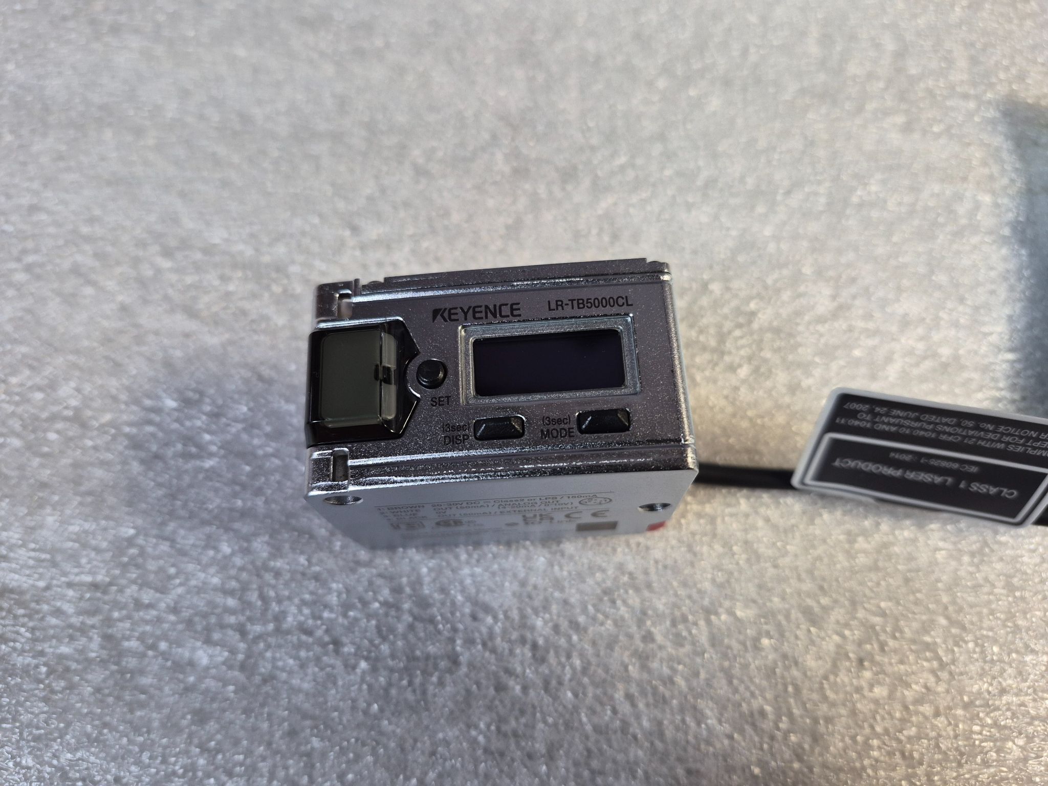 Keyence LR-TB5000CL Laser Sensor CMOS Class 1 5m Range NEW 2