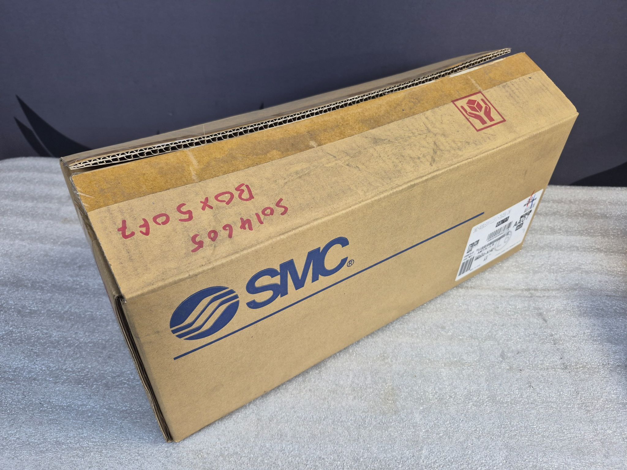 SMC AMG650‑N14D Pneumatic Water Separator/Filter 1‑1/2" NPT NEW 1