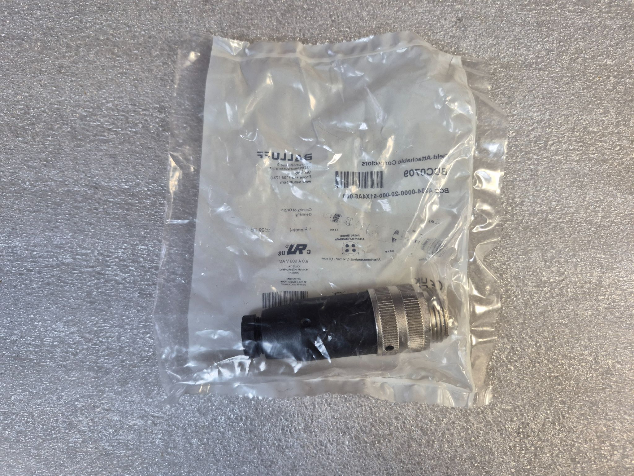 BALLUFF BCC A334-0000-20-000-51X4A5-000 4-Pin Field-Attachable Connector BCC0709 NEW 1