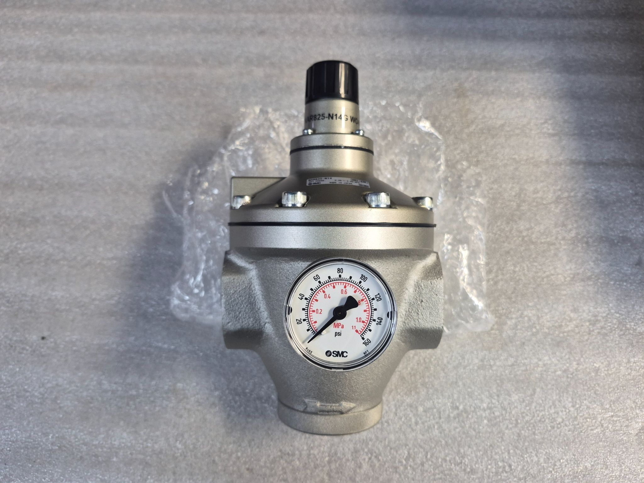 SMC NAR825-N14G Air Regulator w/ Pressure Gauge 1-1/2" NPT NEW 0