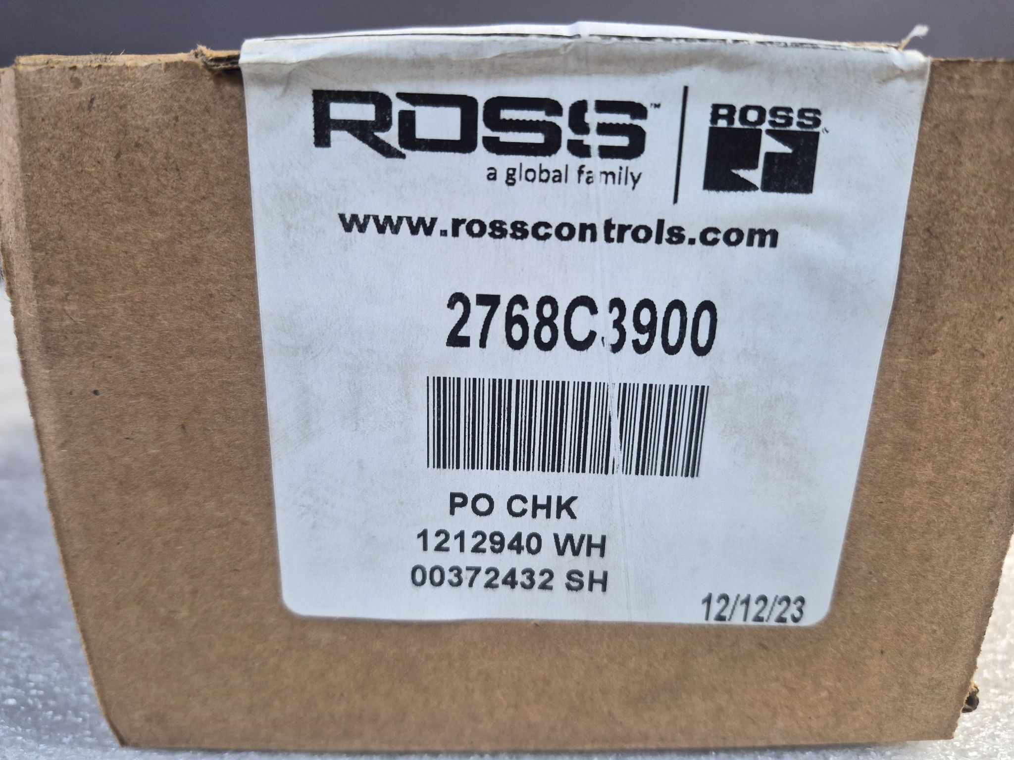 ROSS 2768C3900 3/8" Pilot Operated Check Valve NEW 3