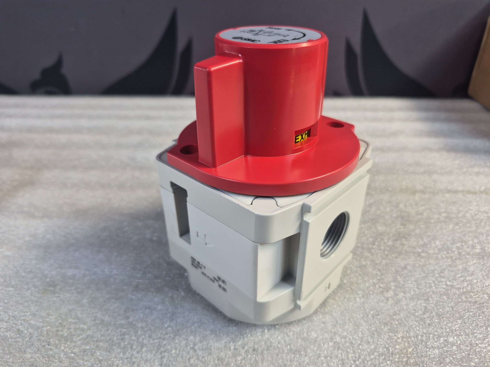 SMC VHS50‑N06‑Z‑D 3‑Port Pressure Relief Valve NEW 0
