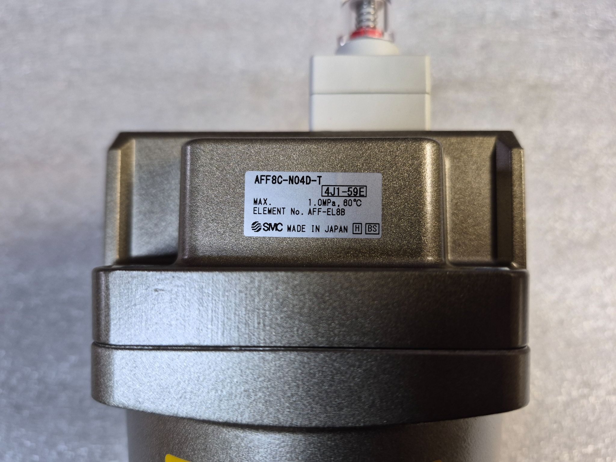 SMC AFF8C-N04D-T Compressed Air Filter w/ Auto Drain 1/2" NPT NEW 2