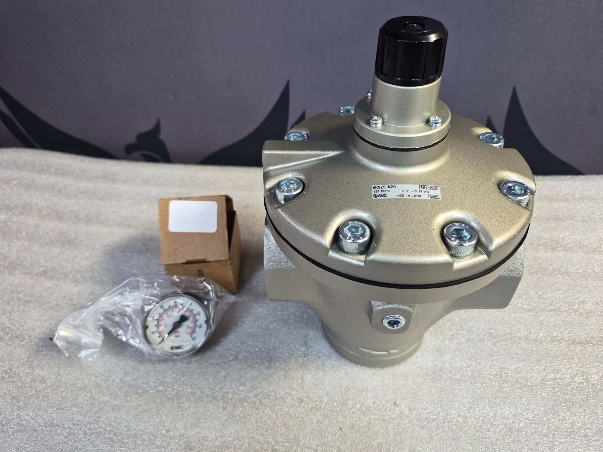 SMC AR925-N20 Air Pressure Regulator 2" NPT NEW 0