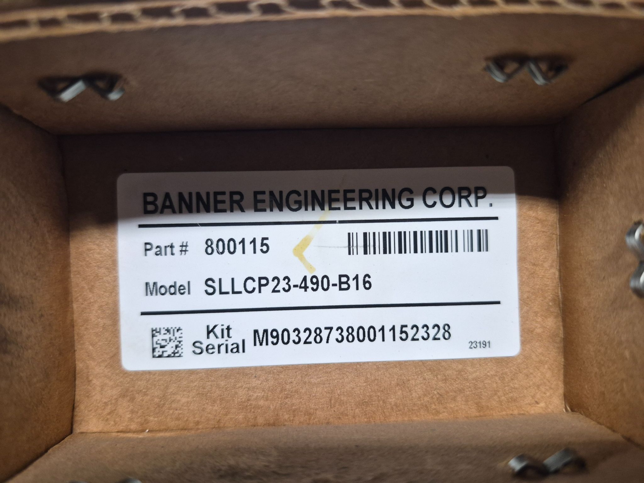 BANNER SLLCP23-490-B16 Light Curtain 490mm 23mm NEW 1
