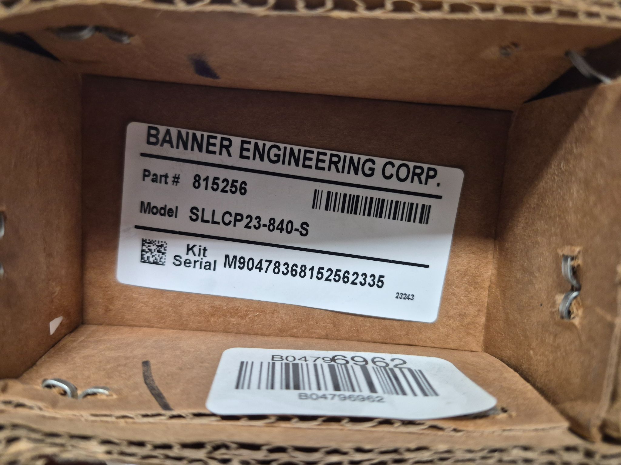 BANNER SLLCP23-840-S Light Curtain Set 840mm 23mm NEW 1