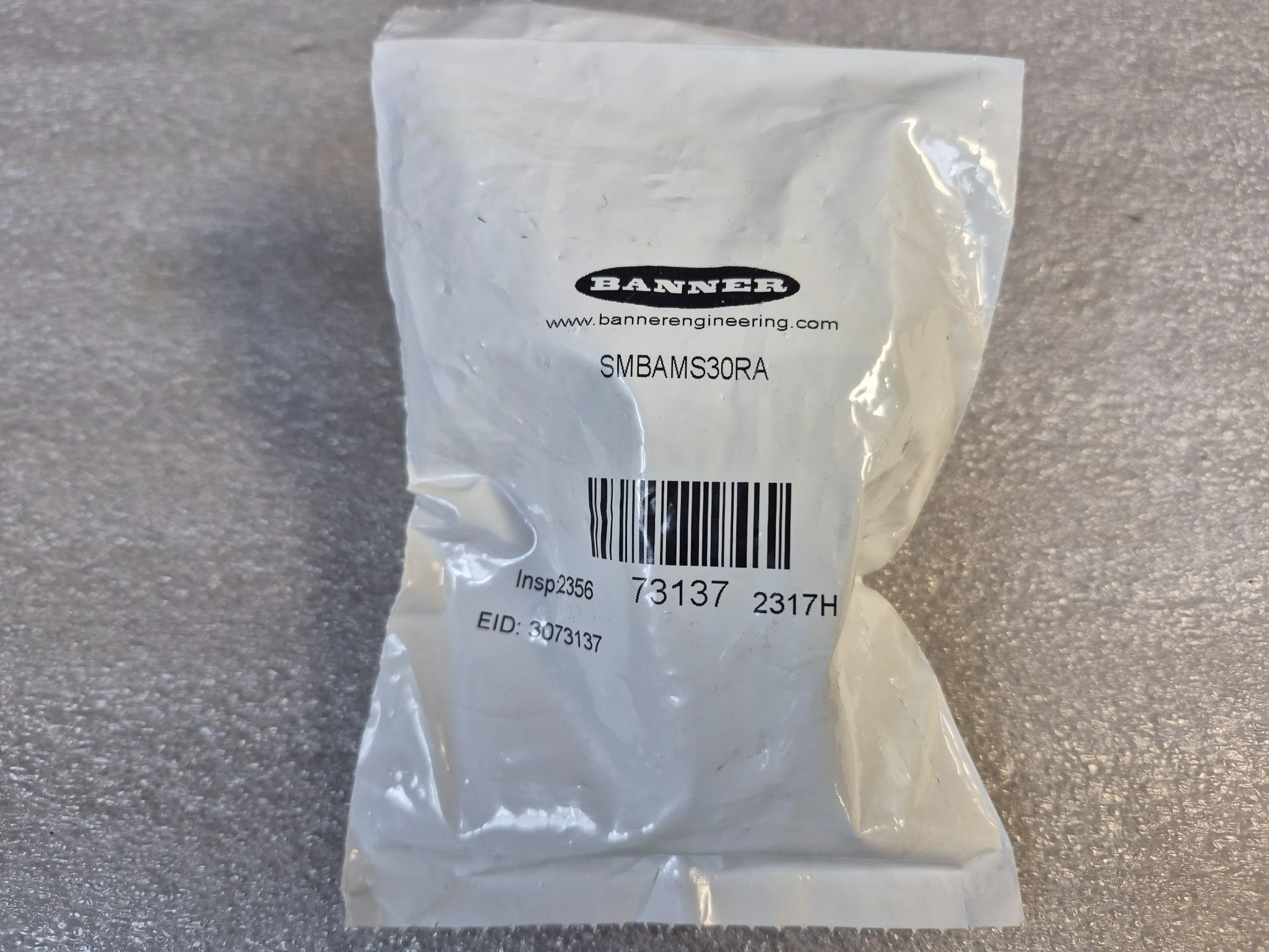 BANNER SMBAMS30RA Adjustable Sensor Mounting Bracket 30mm NEW 1
