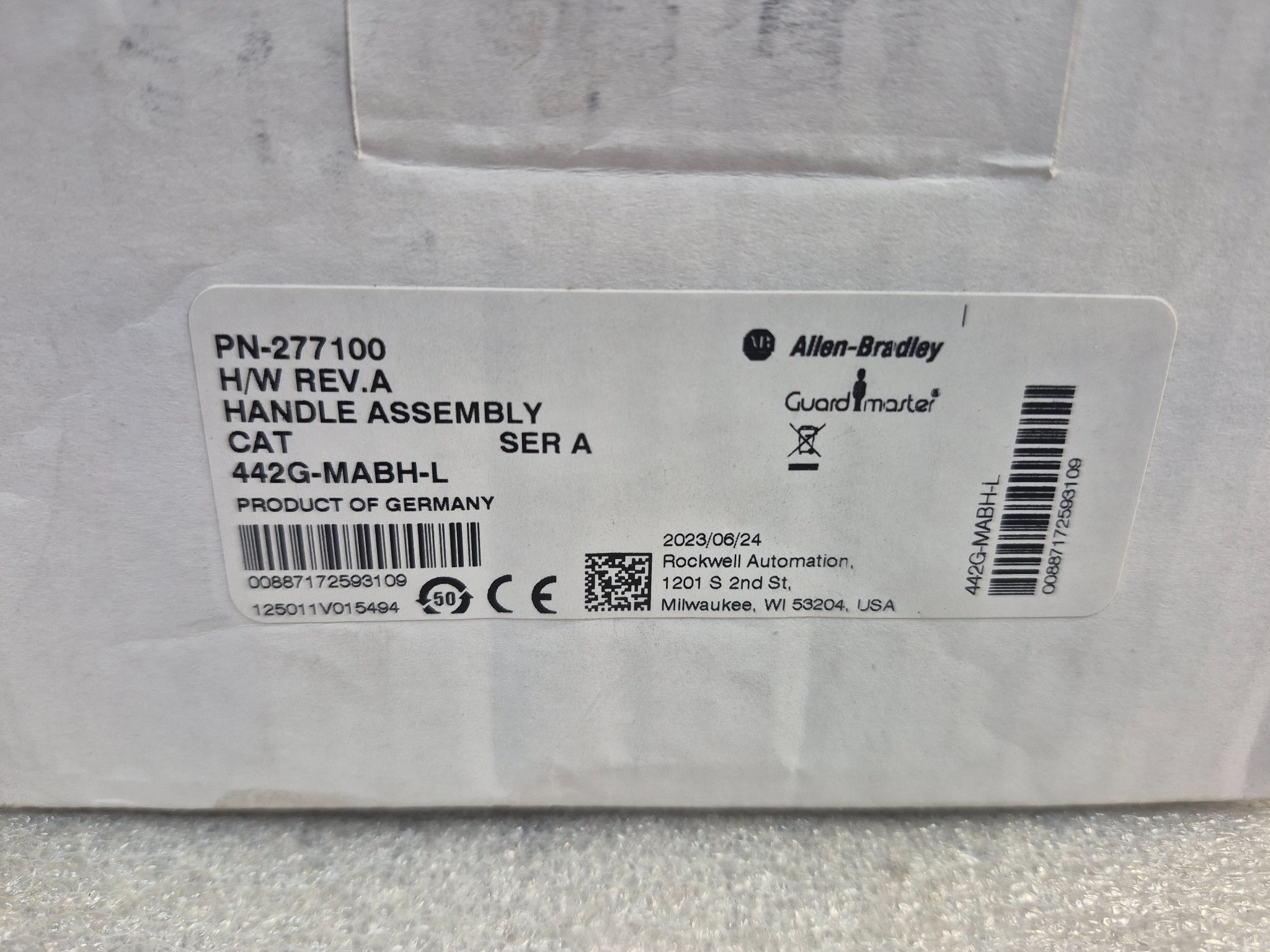 ALLEN BRADLEY 442G-MABH-L Guardmaster Handle Assembly NEW 3