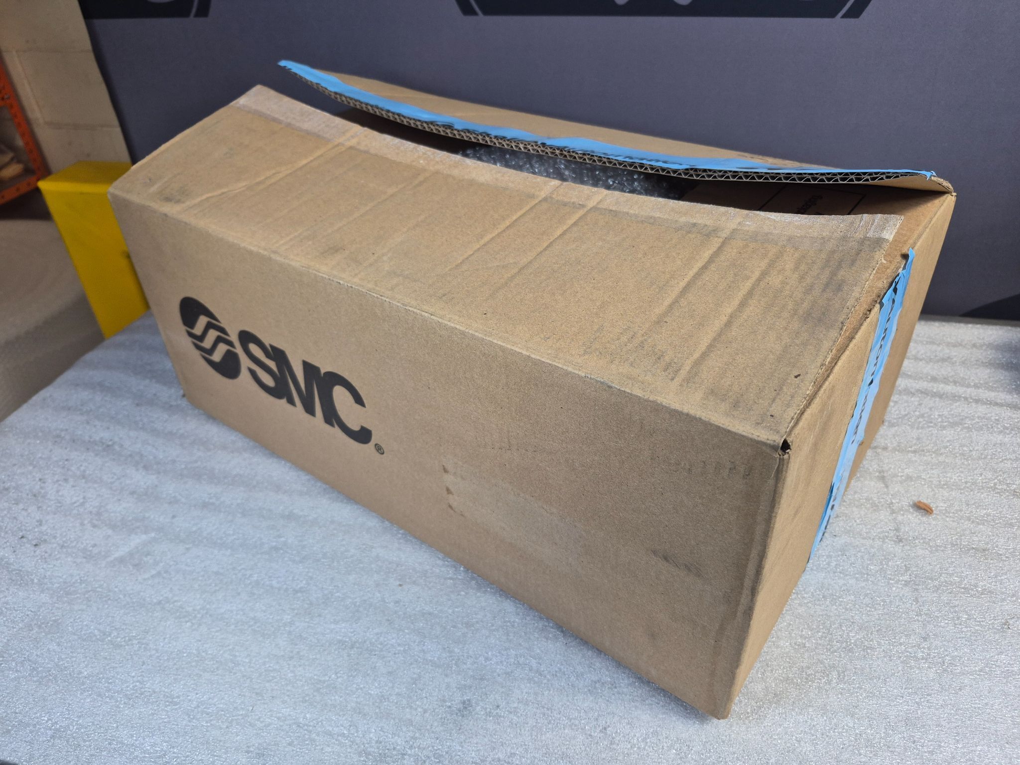 SMC VV5QC41-0803TSKAN Valve Manifold With EX260-SIL1 IO-Link Unit NEW 4