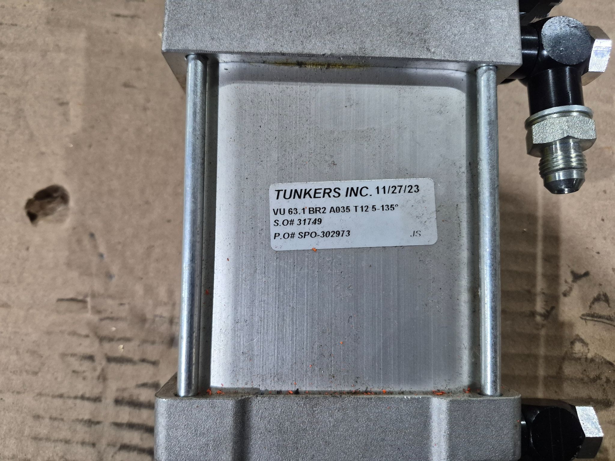 TUNKERS VU 63.1 BR2 A035 T12 5‑135 Pneumatic Clamp USED 1