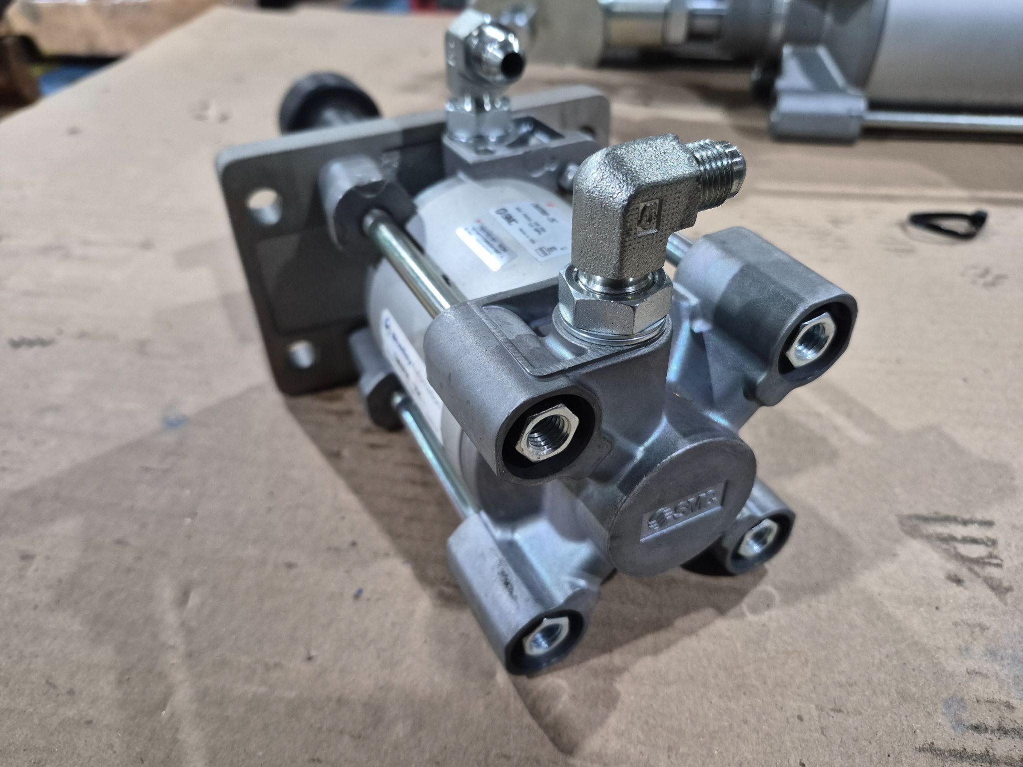 SMC C96SDB80-25C ISO Pneumatic Cylinder 80mm Bore 25mm Stroke USED 2