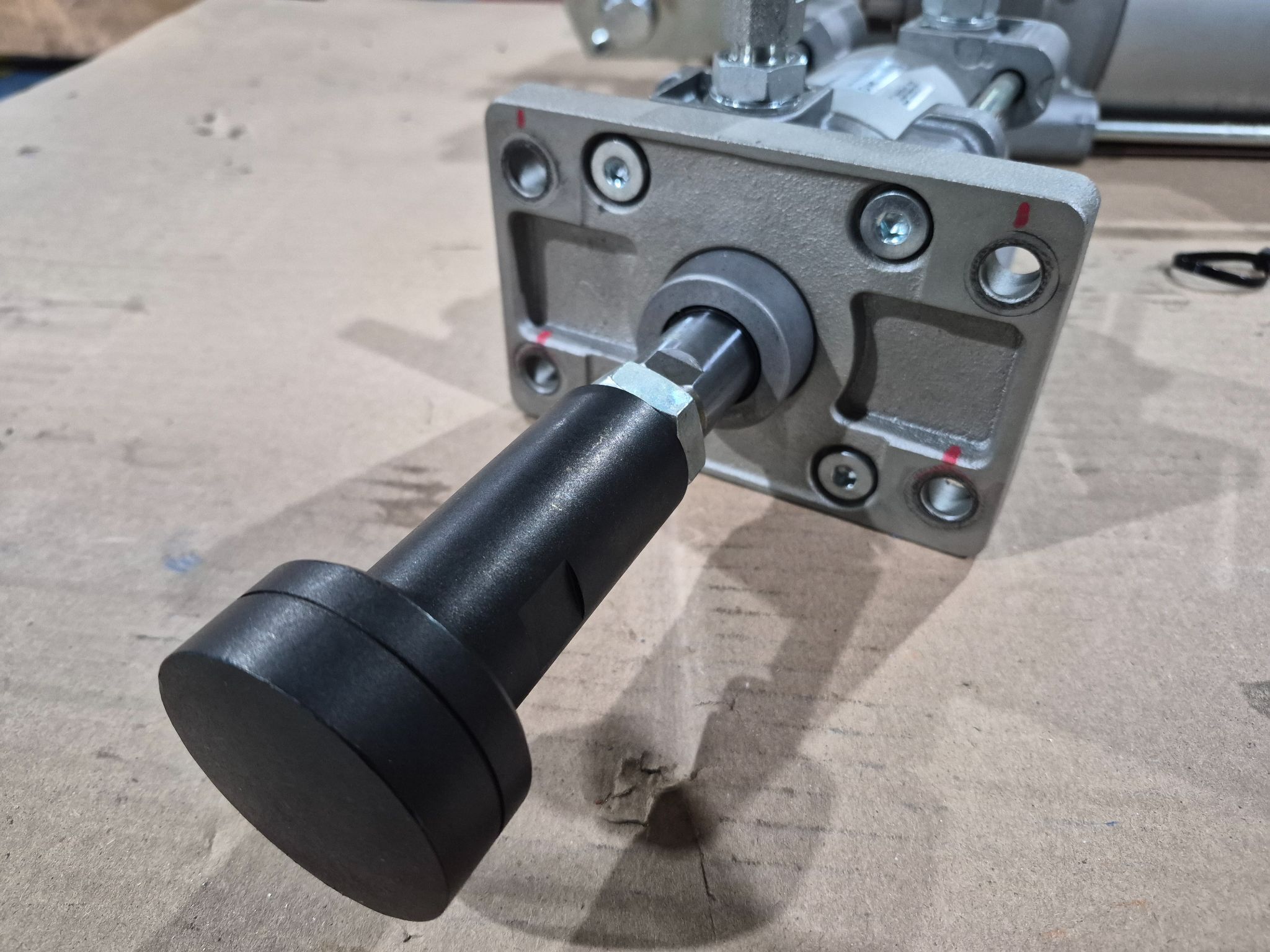SMC C96SDB80-25C ISO Pneumatic Cylinder 80mm Bore 25mm Stroke USED 3