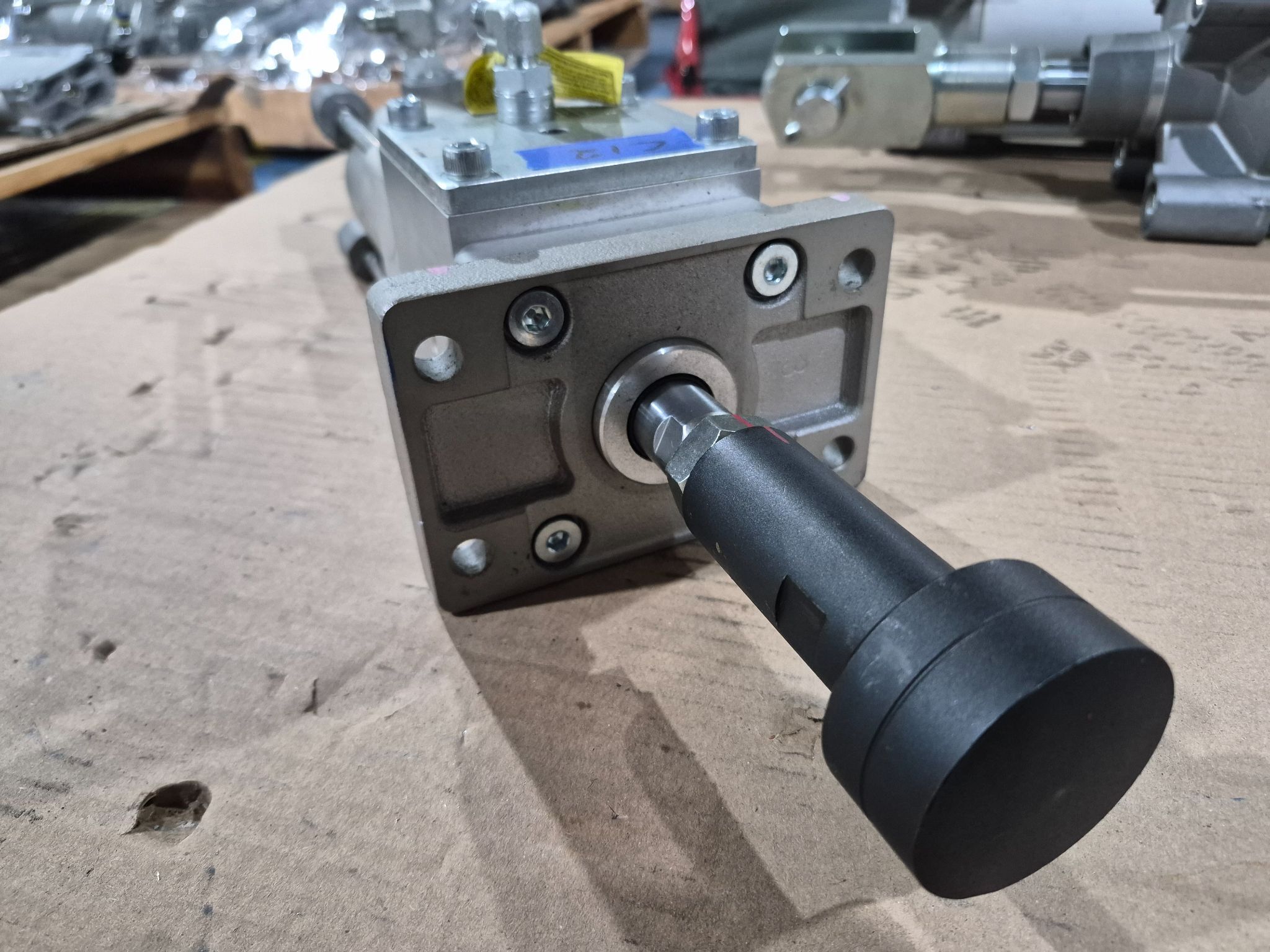 SMC C96NB80-80C ISO Pneumatic Cylinder 80mm Bore 80mm Stroke USED 4