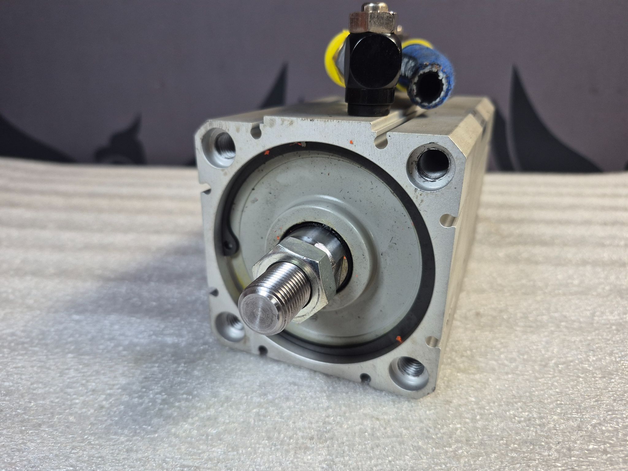 SMC C55B80-100M Compact Pneumatic Cylinder 80mm Bore 100mm Stroke USED 2
