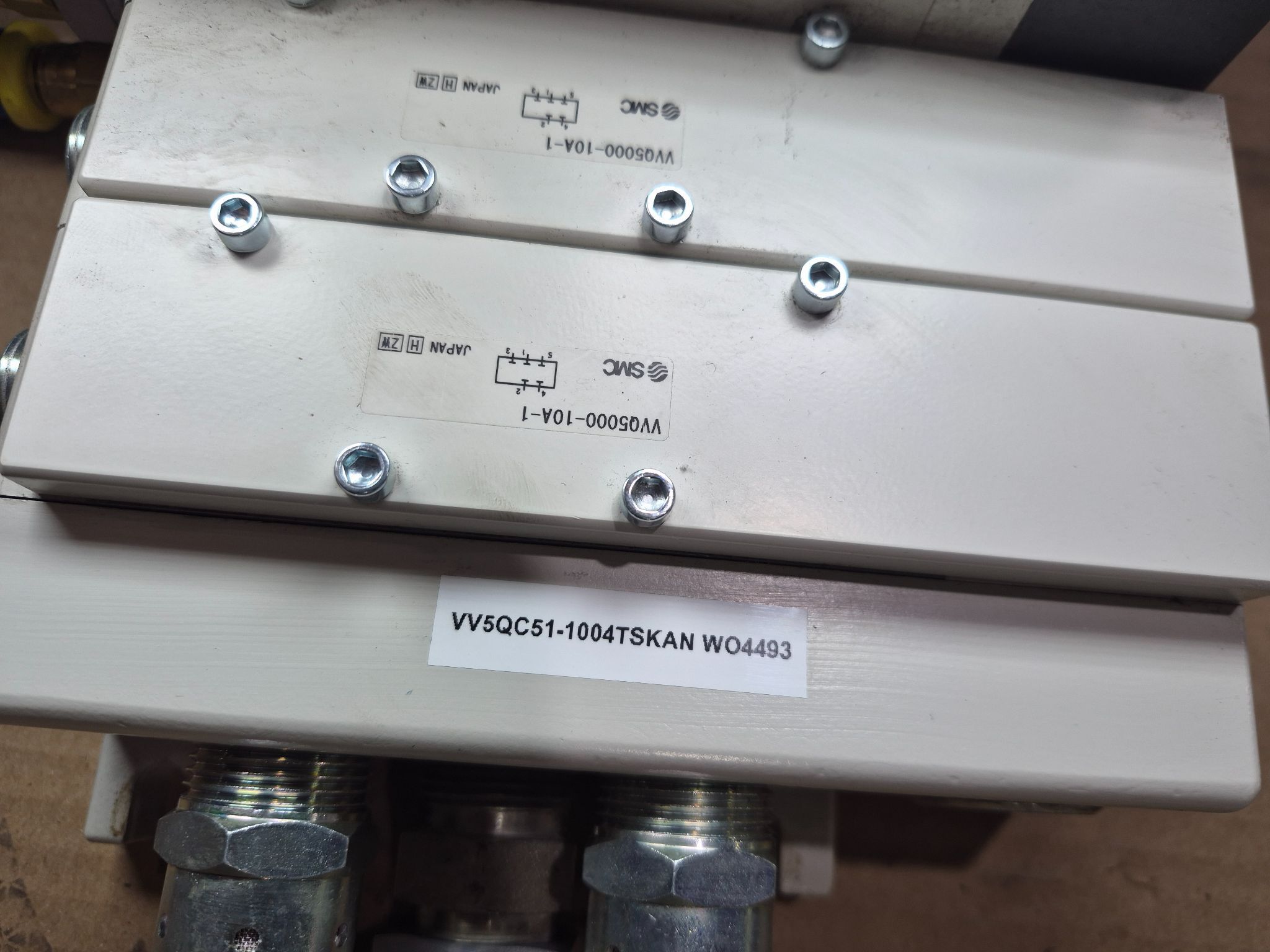 SMC VV5QC51‑1004TSKAN Solenoid Valve Manifold VQC5101‑51, VQC5201‑51, VQC5401‑51, VQC5501‑51 IO‑Link USED 1