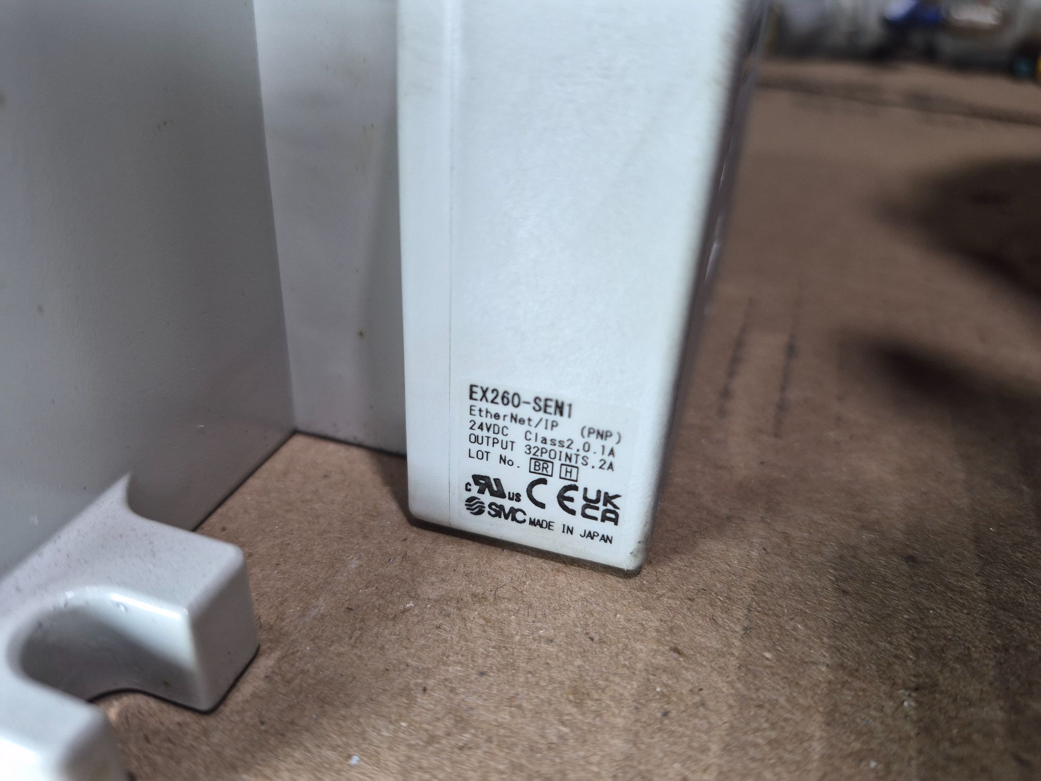 SMC VV5QC41-0303TSEAN VQC4000 Solenoid Valve Manifold VQC4201-51 x2 EtherNet/IP USED 4