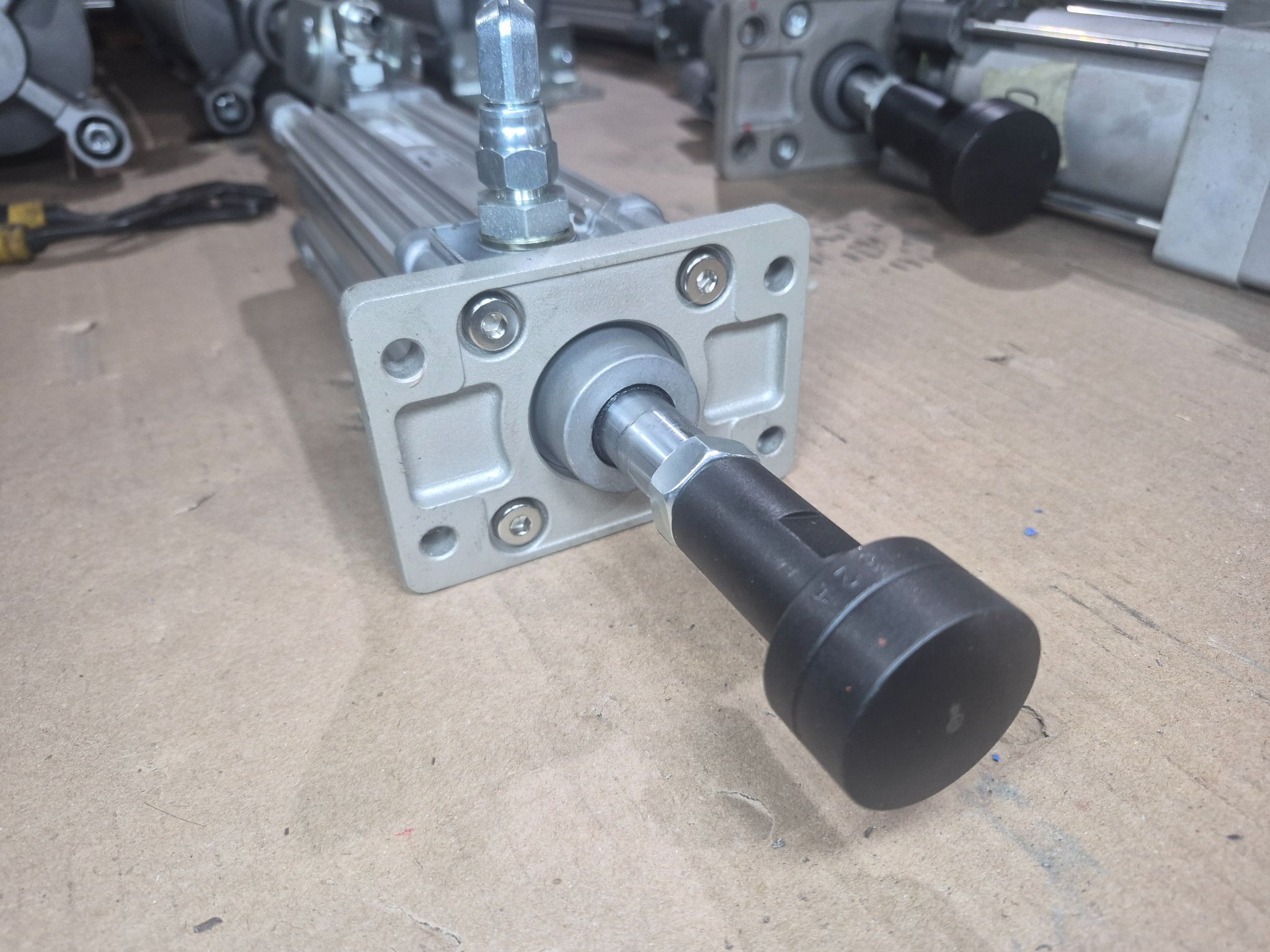 SMC CP96SDB63‑160C ISO 15552 Pneumatic Cylinder 63mm Bore 160mm Stroke NEW 3