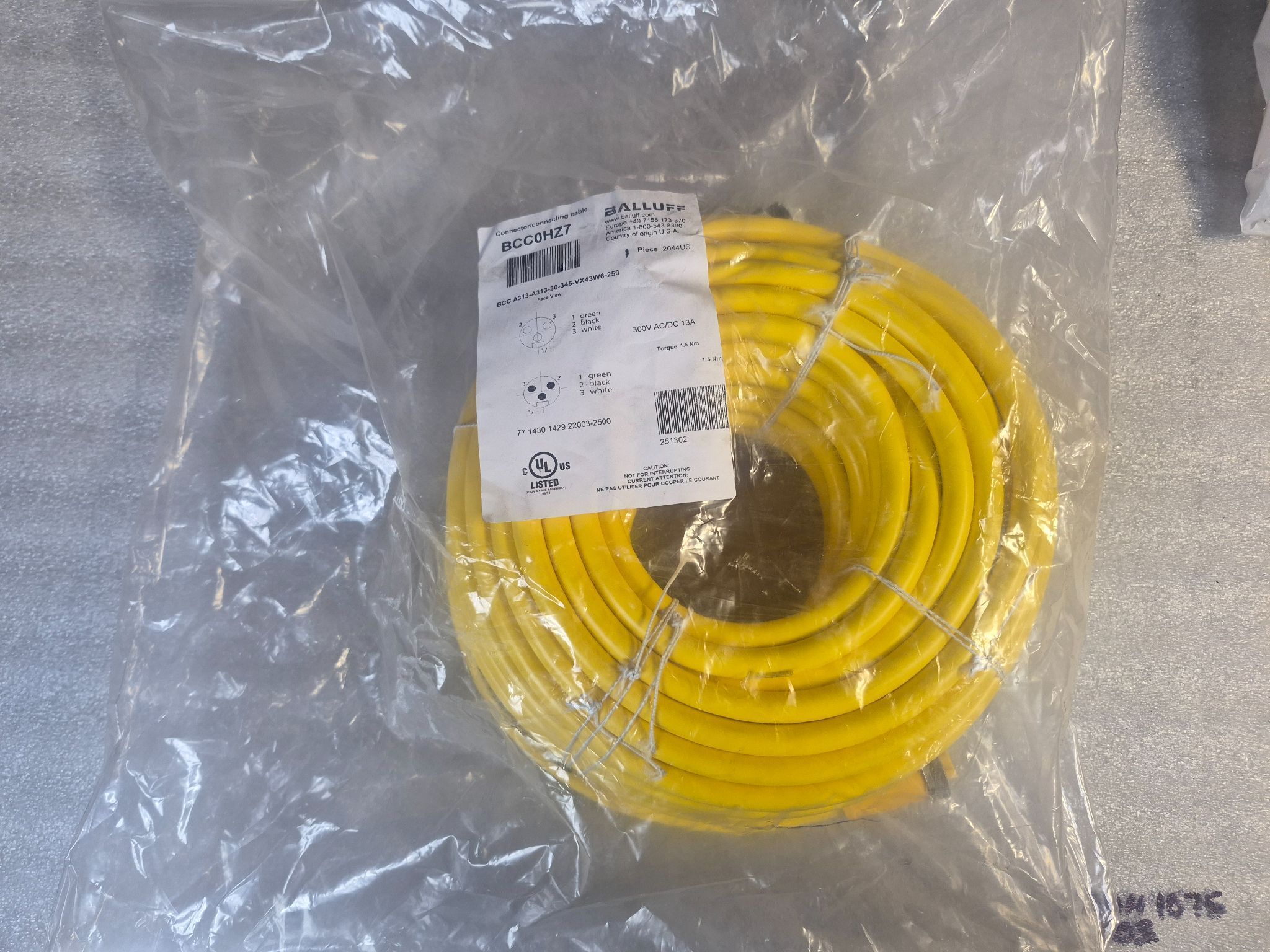 BALLUFF BCC A313-A313-30-345-VX43W6-250 Industrial Connecting Cable BCC0HZ7 NEW 0