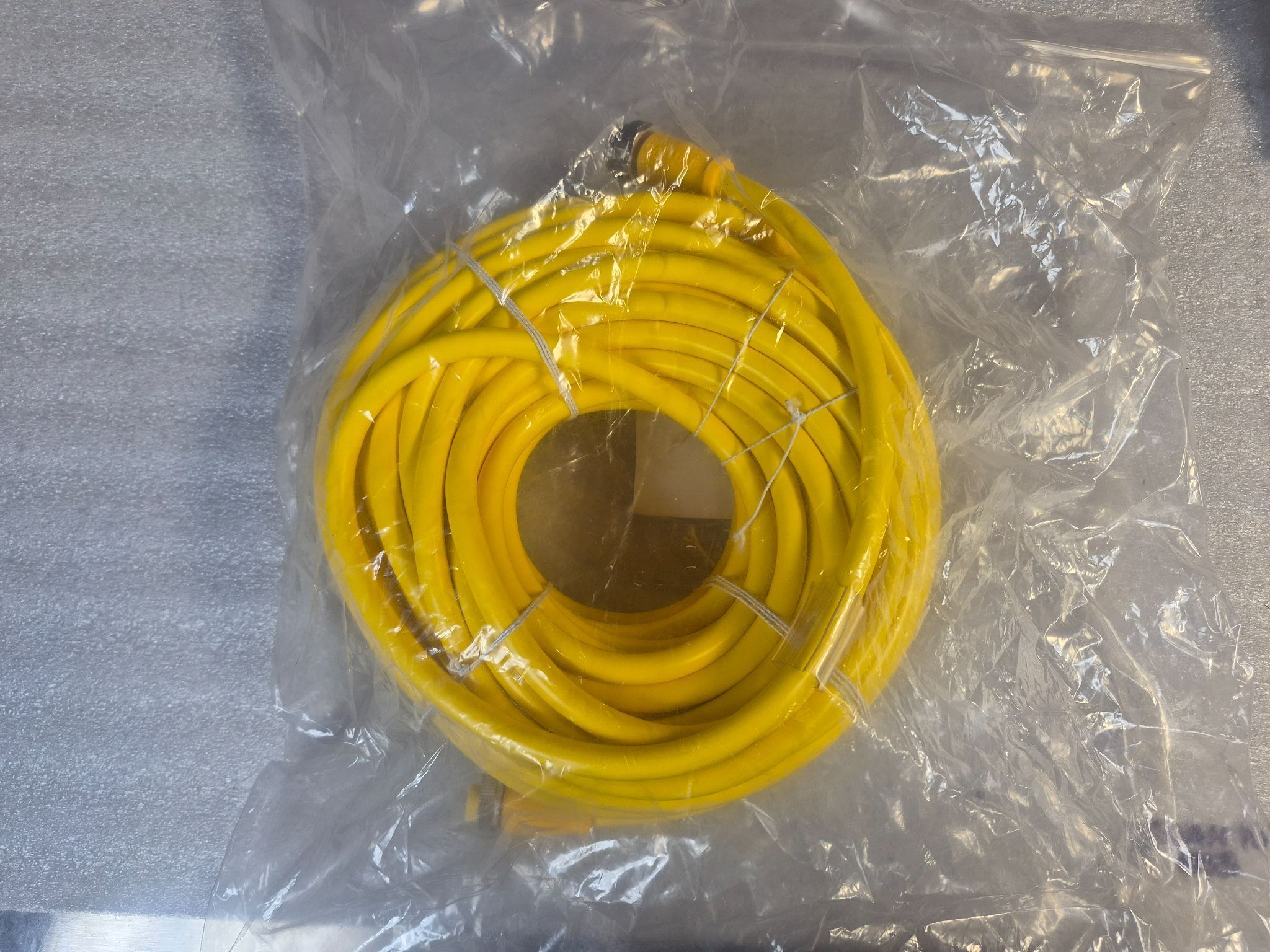 BALLUFF BCC A313-A313-30-345-VX43W6-250 Industrial Connecting Cable BCC0HZ7 NEW 2