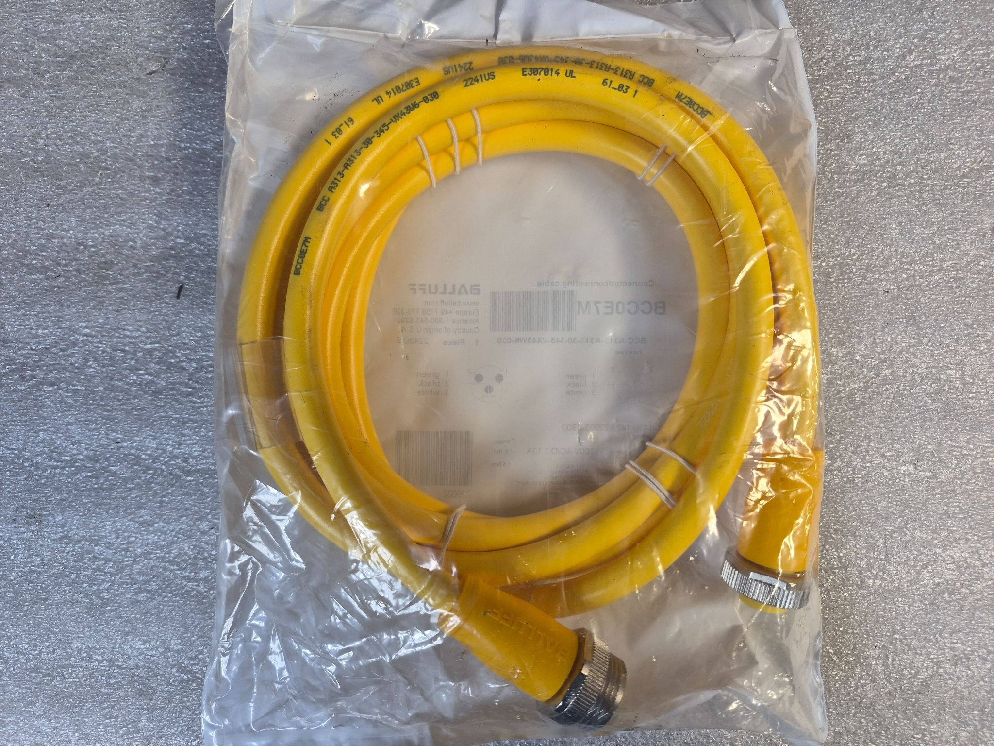 BALLUFF BCC A313-A313-30-345-VX43W6-030 Industrial Connecting Cable BCC0E7M NEW 1