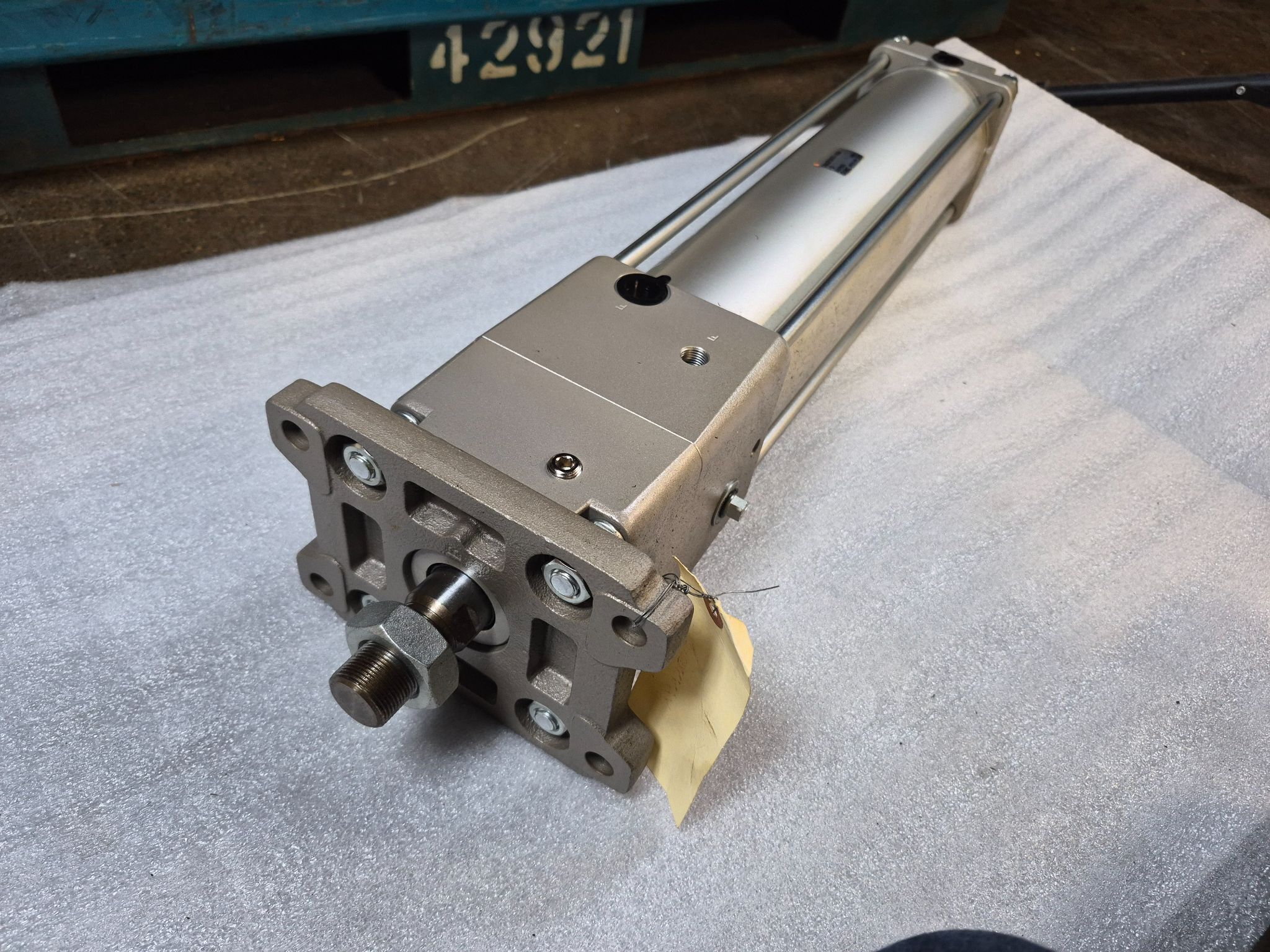 SMC CNA2F100TF-350-D Pneumatic Cylinder 100mm Bore 350mm Stroke USED 1