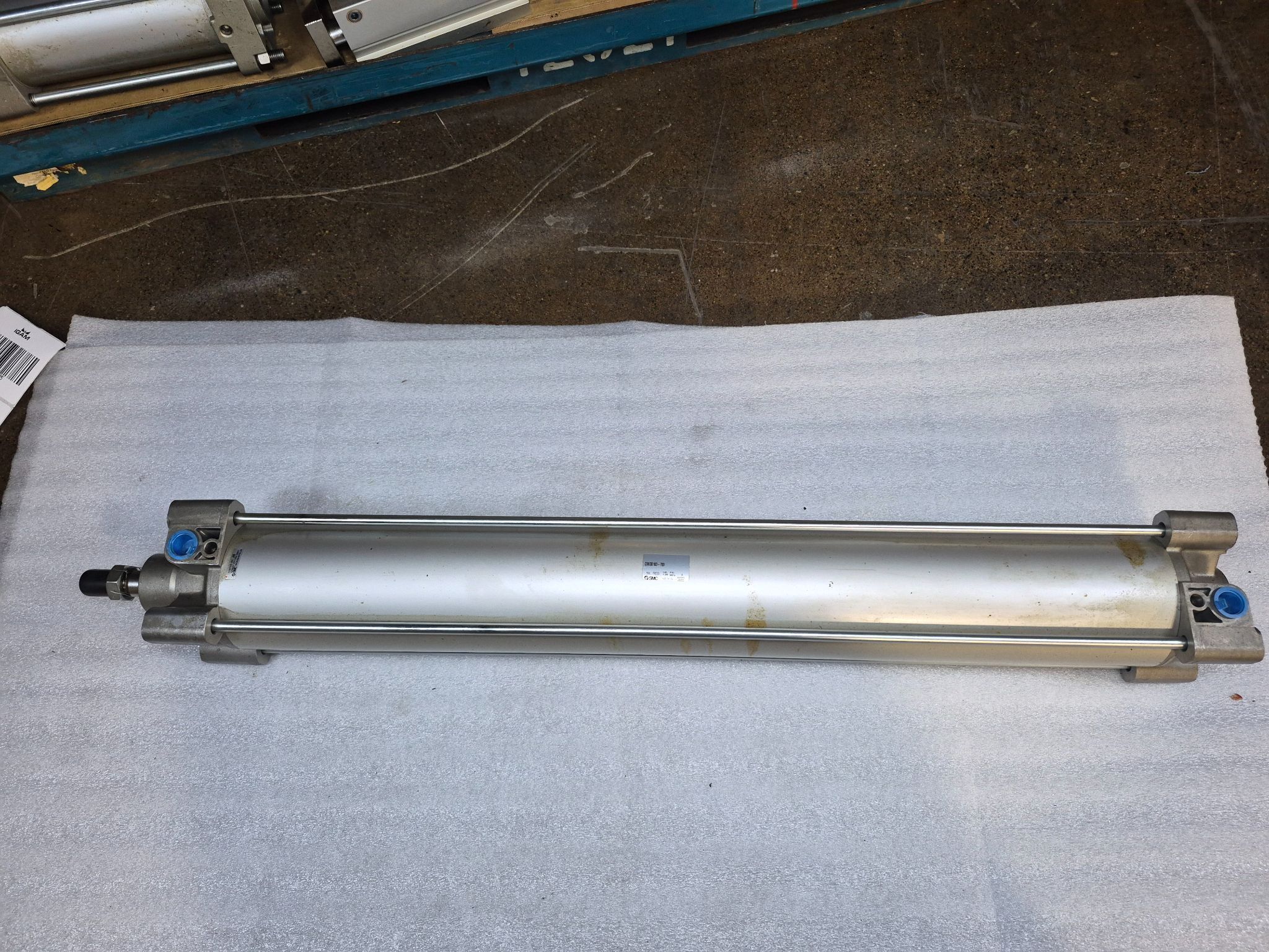 SMC C96SB100-700 Pneumatic Cylinder 100mm Bore 700mm Stroke USED 0