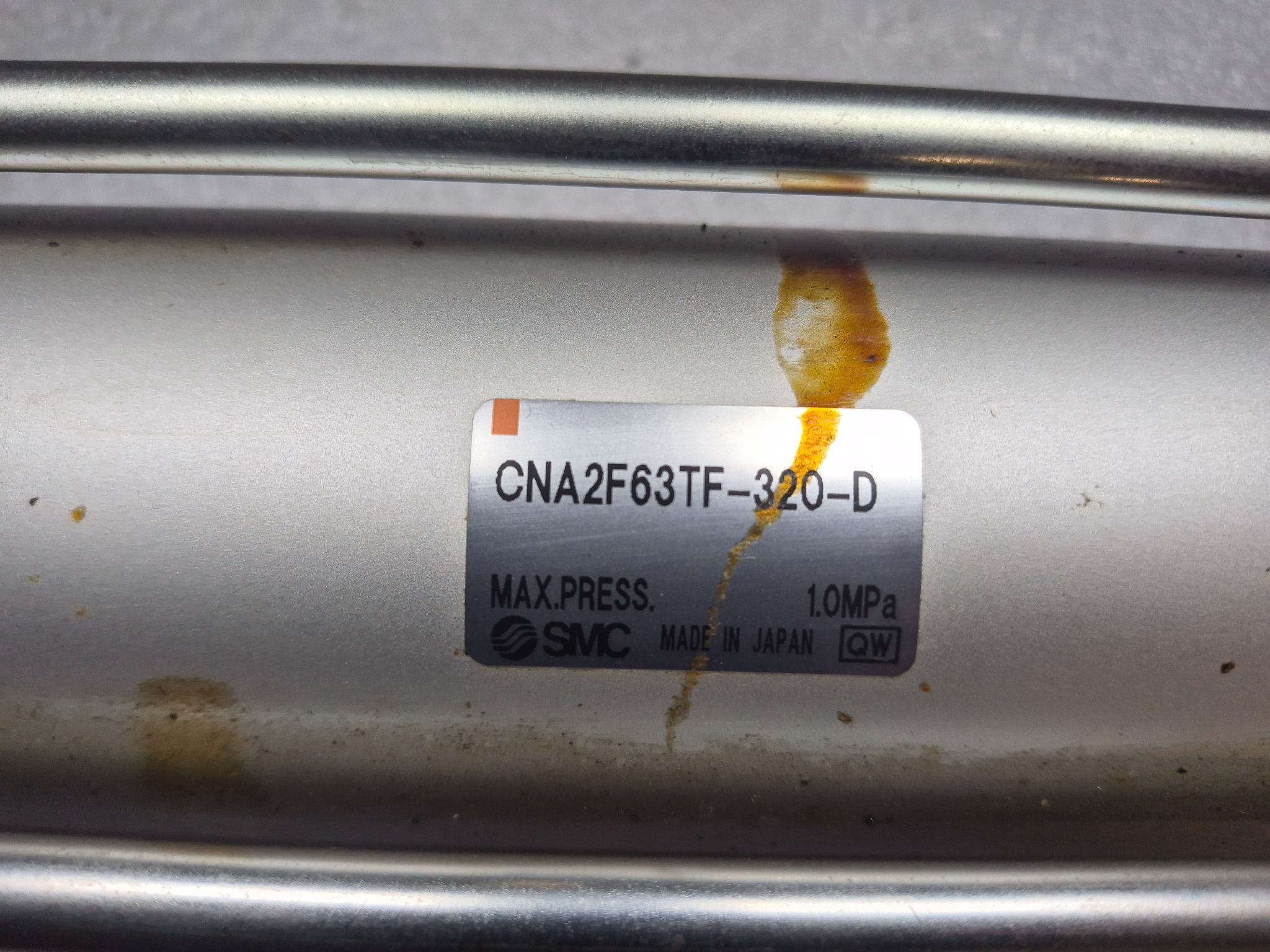 SMC CNA2F63TF-320-D Pneumatic Tie-Rod Air Cylinder 63mm Bore 320mm Stroke USED 1