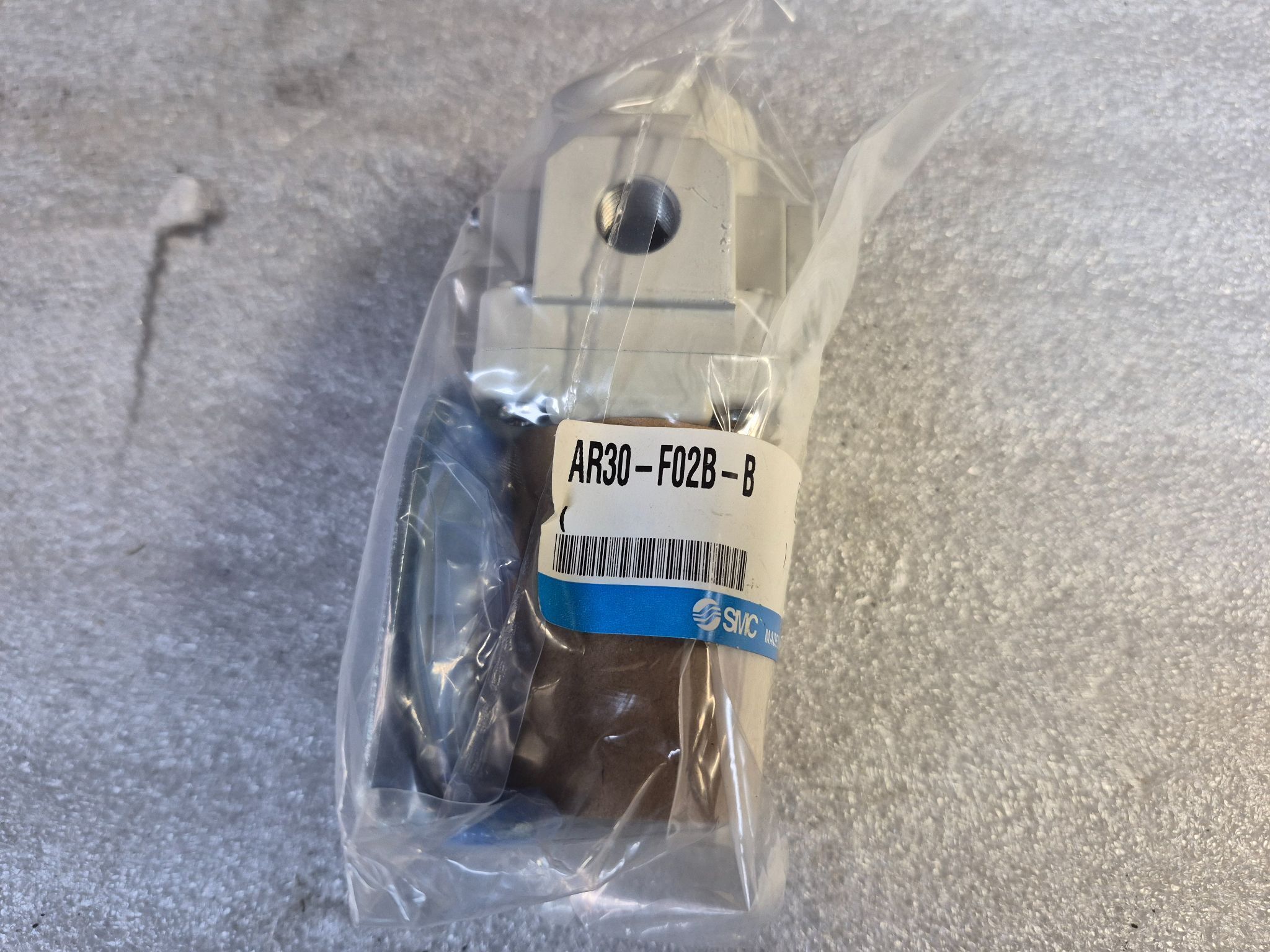 SMC AR30‑F02B‑B Pneumatic Air Regulator 1/4" NEW 0