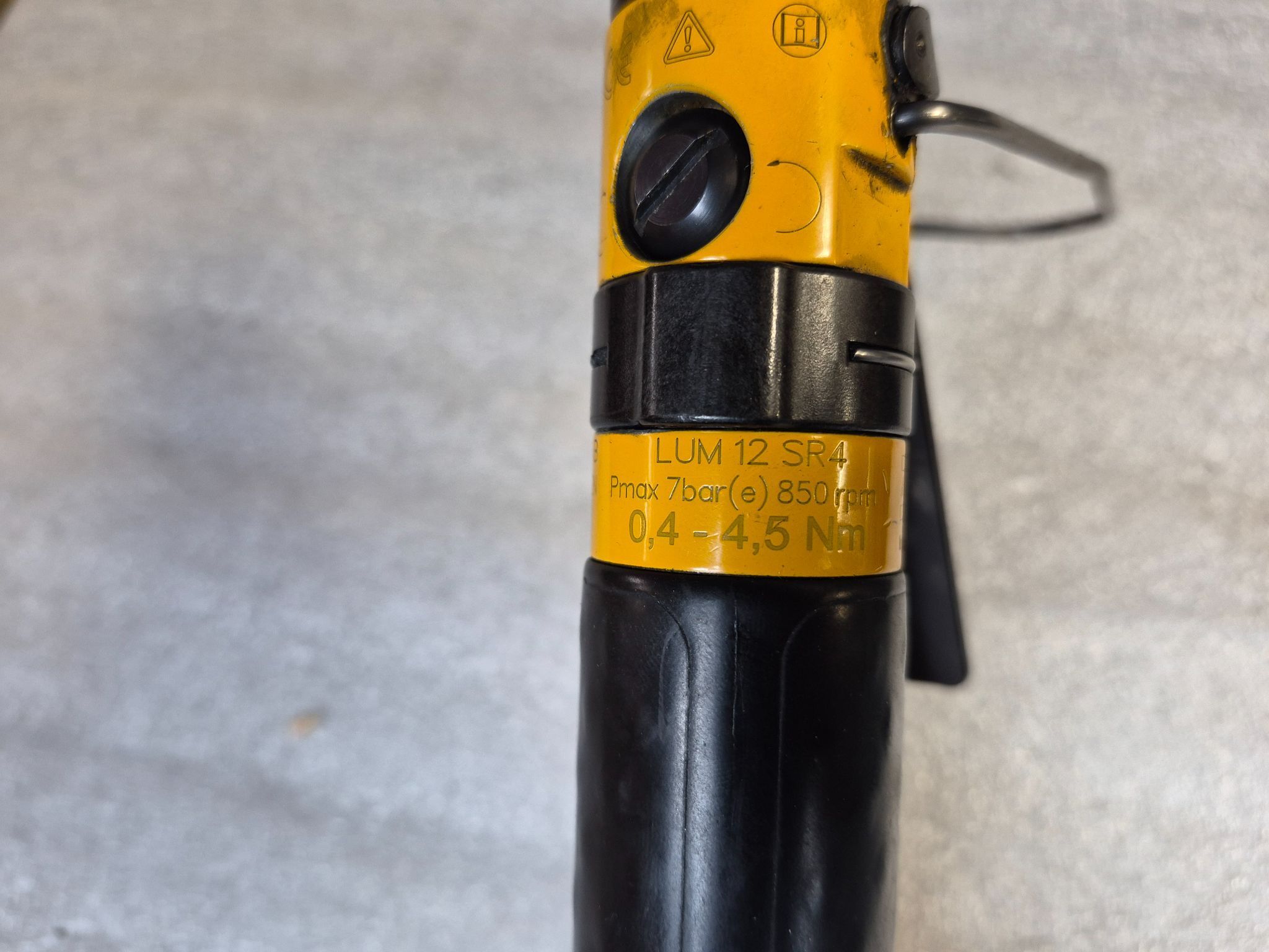 ATLAS COPCO LUM12 SR4 Pneumatic Screwdriver USED 3