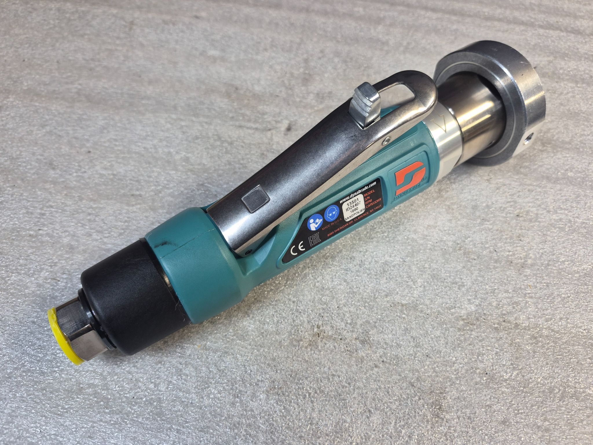 DYNABRADE 13501 Pneumatic Finishing Tool USED 0