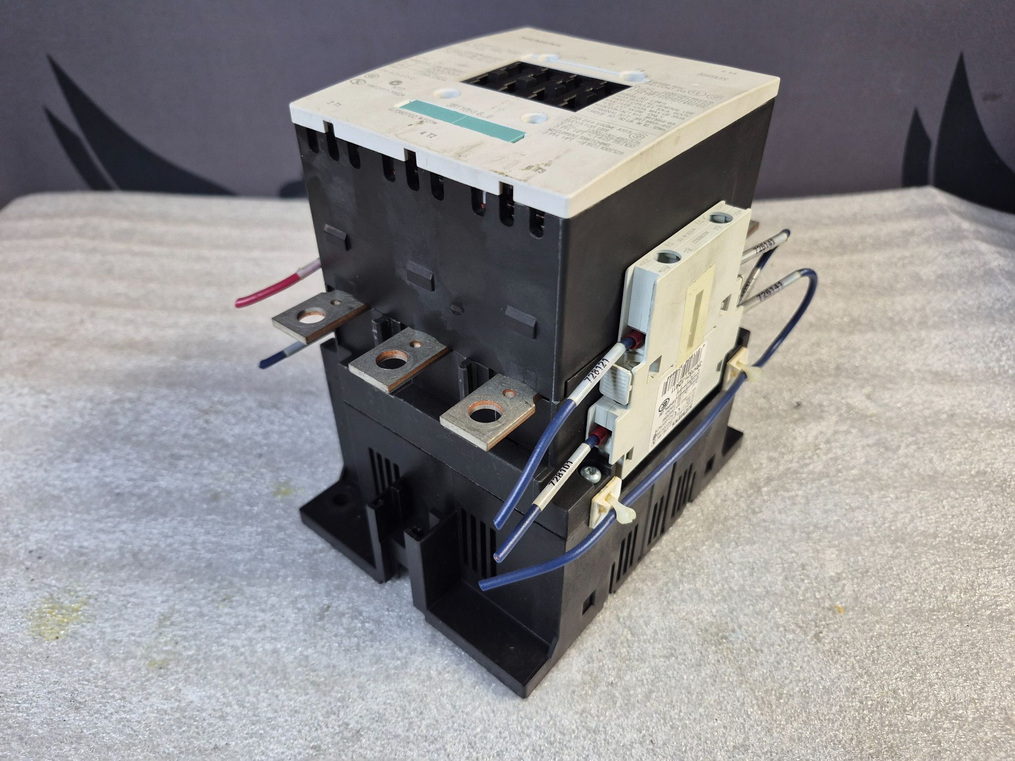 SIEMENS 3RT1054‑6NF36 Power Contactor USED 1