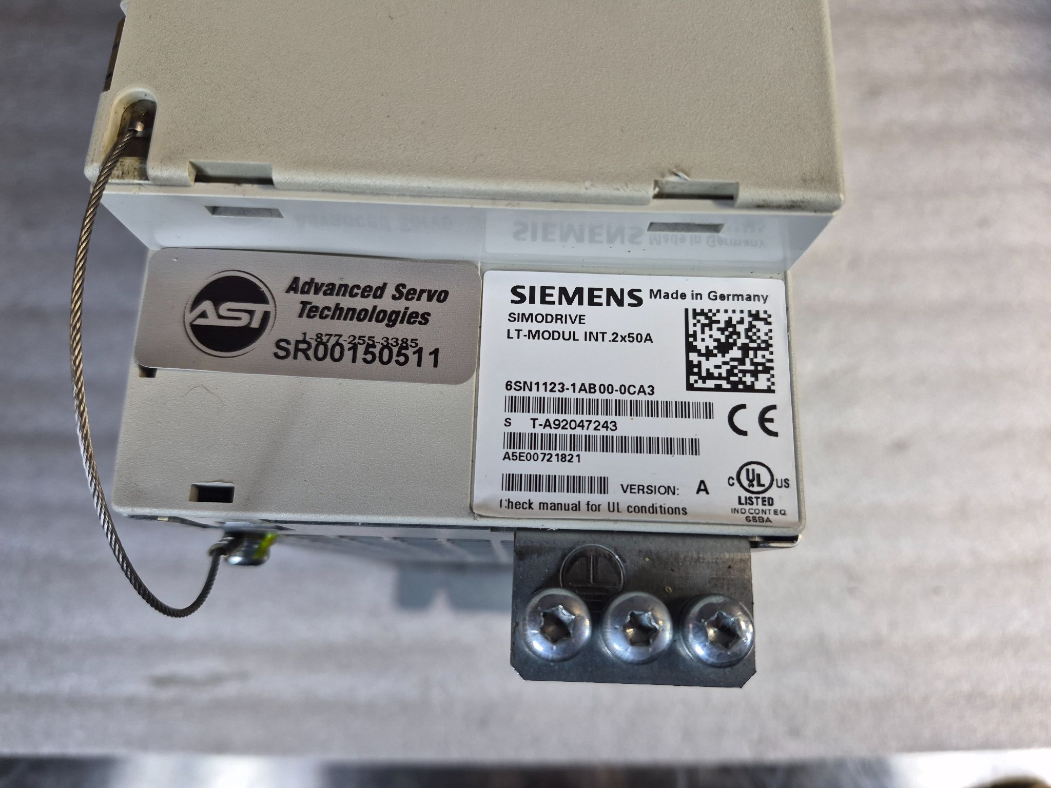 SIEMENS 6SN1123‑1AB00‑0CA3 SIMODRIVE LT‑Module INT 2×50A PARTS ONLY 1