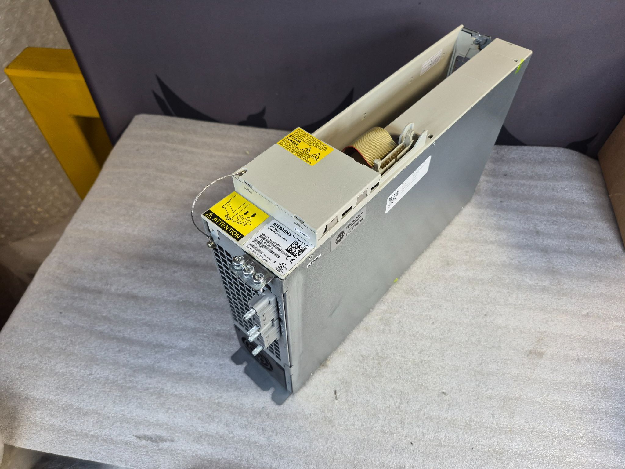 SIEMENS 6SN1123‑1AB00‑0CA3 SIMODRIVE LT‑Module INT 2×50A USED 0