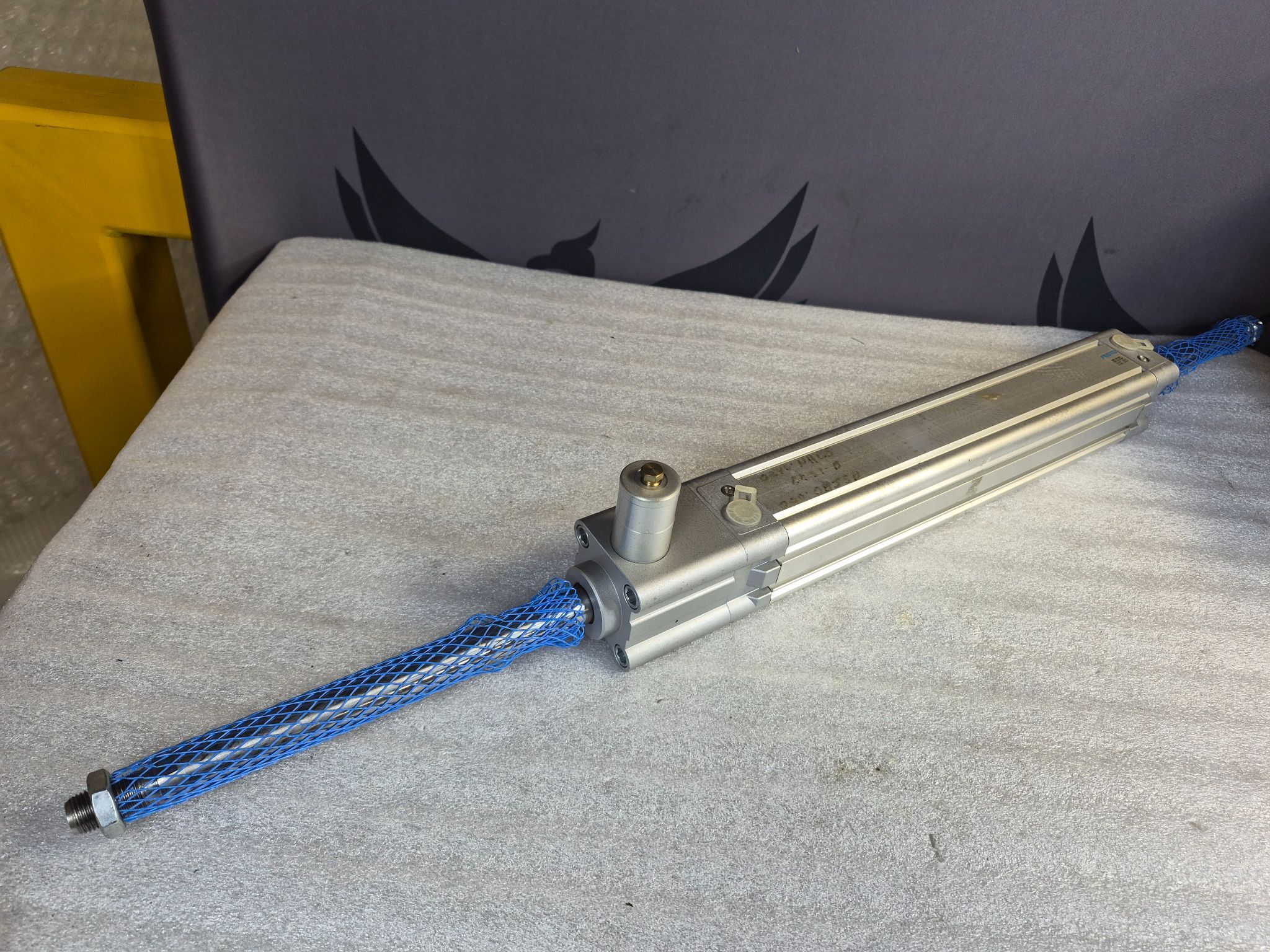 Festo DNC-50-300-PPV-A-S2-KP Pneumatic Air Cylinder USED 1