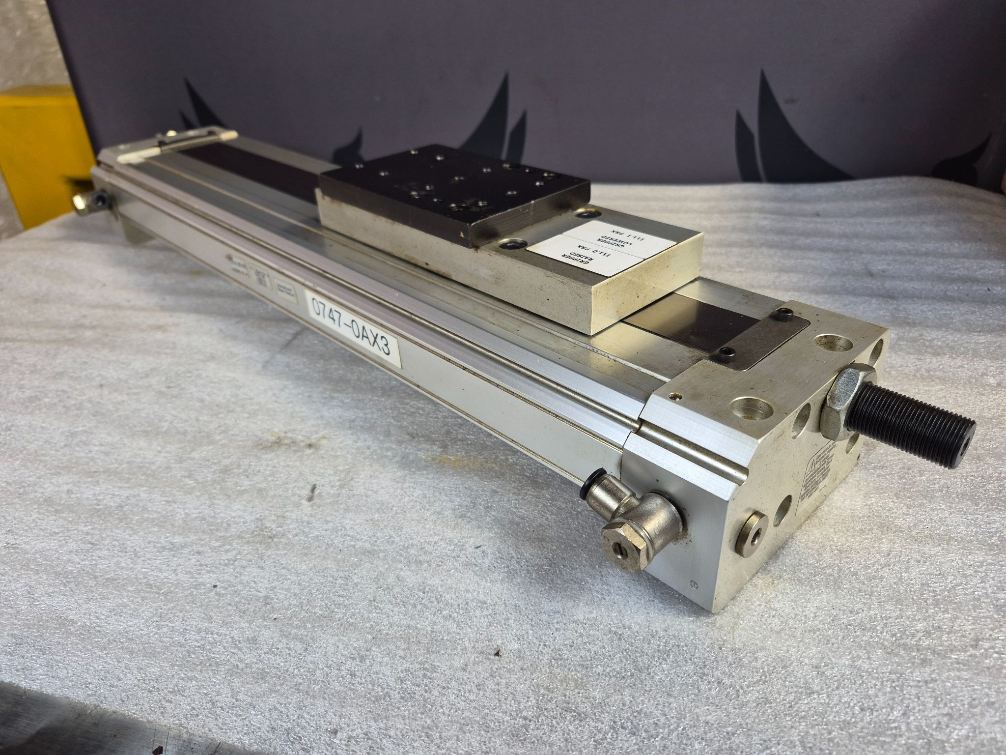 PHD SFP6 40X300-AB-DB Guided Pneumatic Slide USED 1