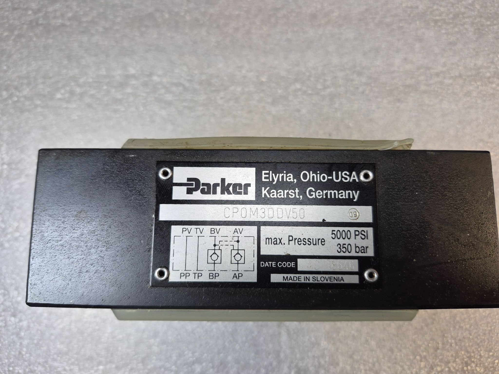 Parker CP0M3DDV50 Hydraulic Check Valve USED 2