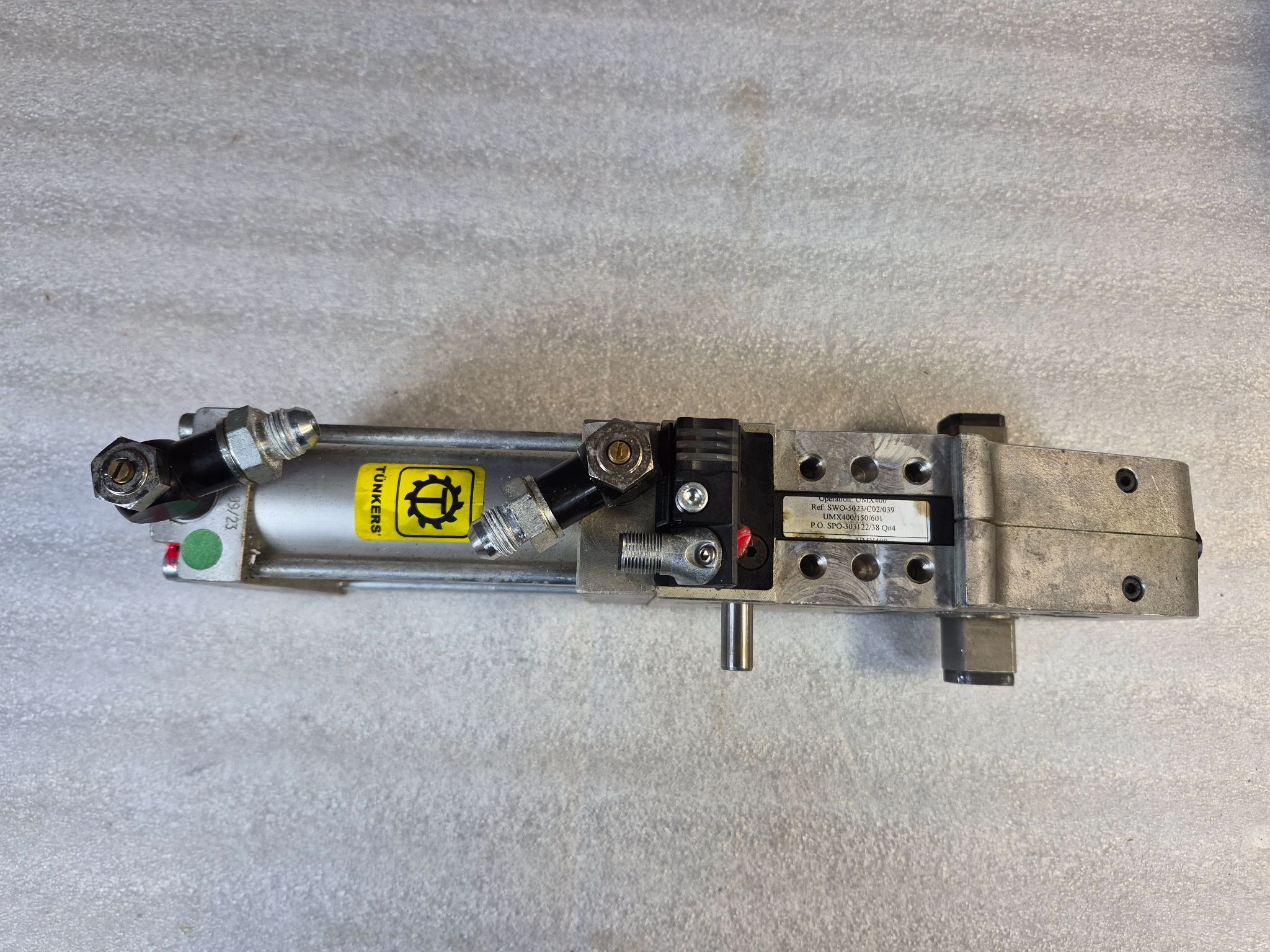 TUNKERS VU 63.1 BR2 A035 T12 5-135 Pneumatic Clamp USED 1