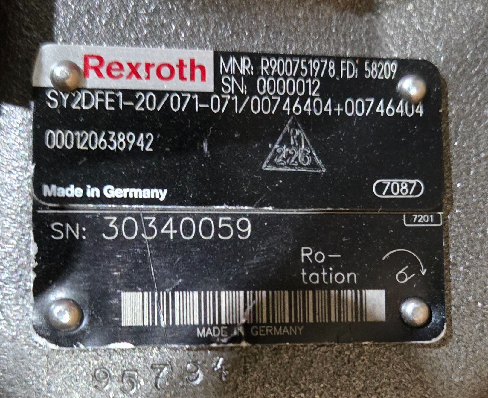 REXROTH R900751978 SY2DFE1‑20/071‑071 2x071 Proportional Axial Piston Pump USED 4