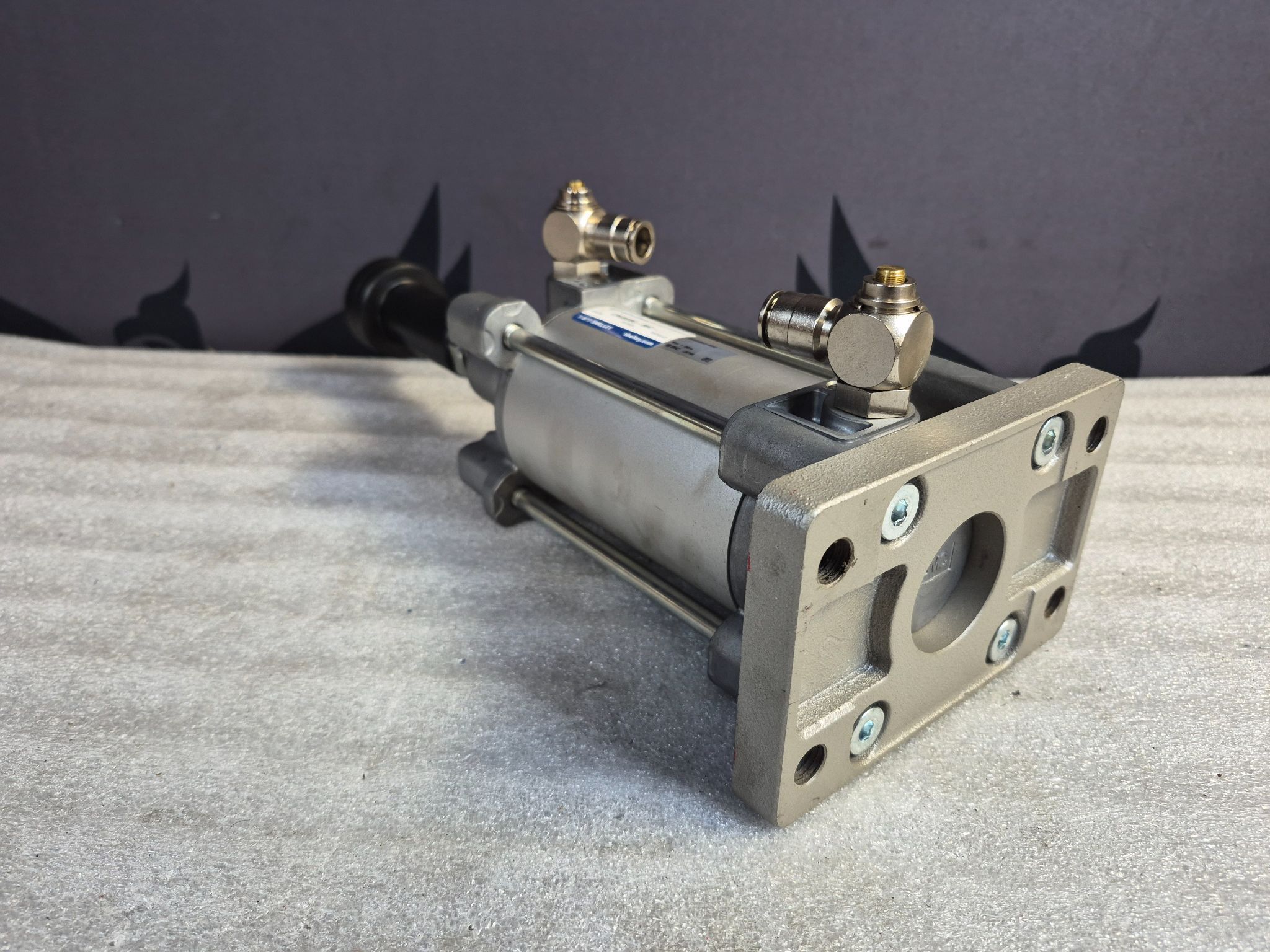 SMC C96SB80-80C Pneumatic Air Cylinder 80mm Bore 80mm Stroke USED 1