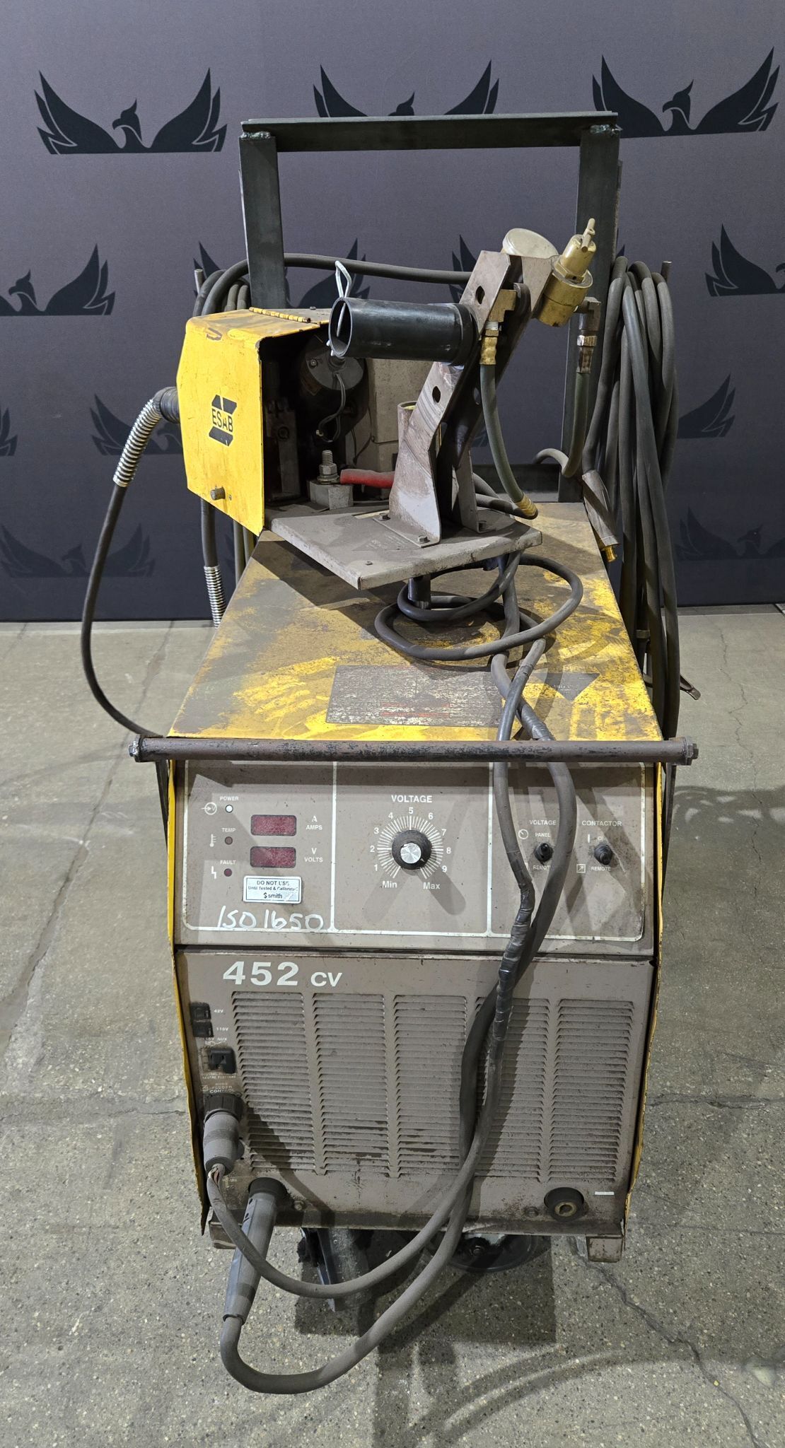 ESAB V452 CV MIG Welder With MIG-4HD Wire Feeder 450A 3PH USED 0