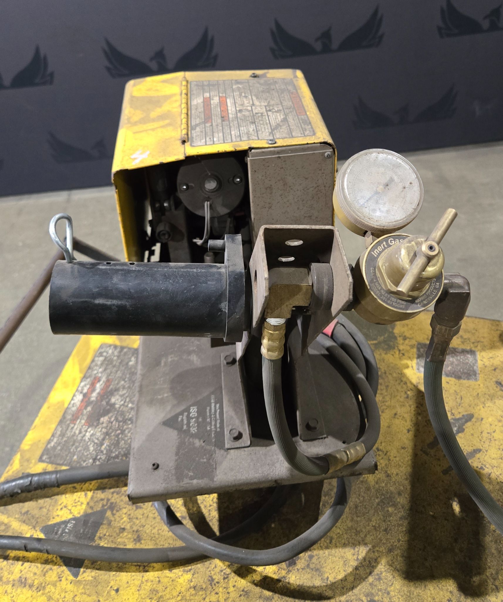 ESAB V452 CV MIG Welder With MIG-4HD Wire Feeder 450A 3PH USED 10