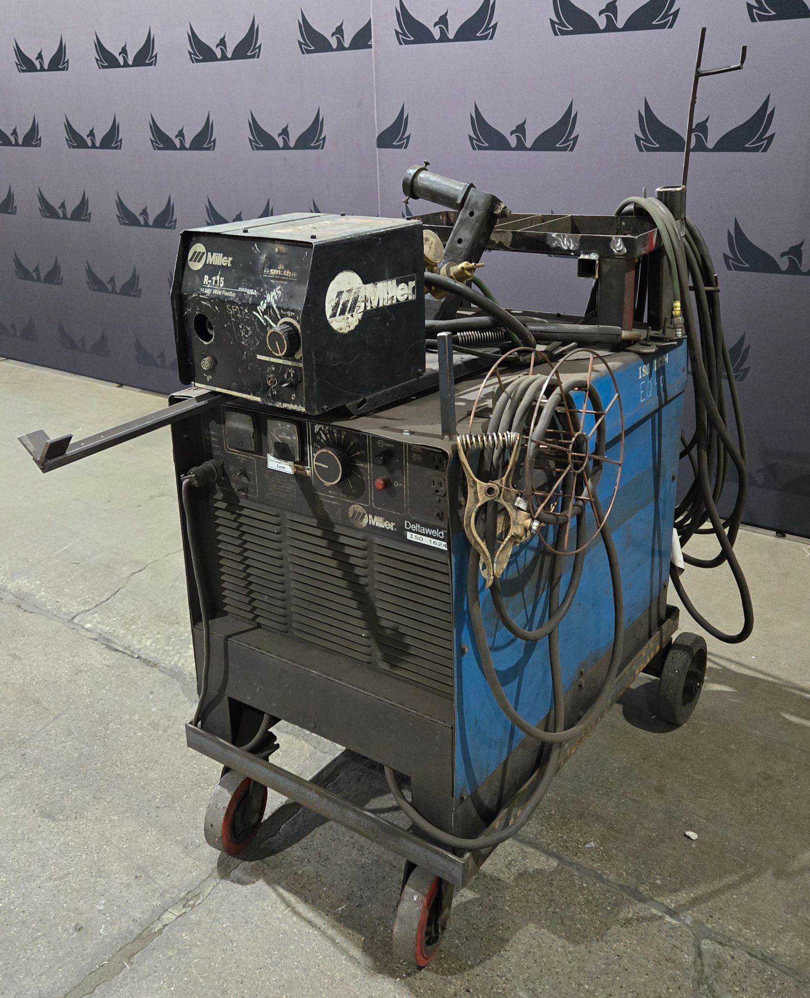 Miller Deltaweld 451 CV DC Welder with R-115 Wire Feeder USED 2
