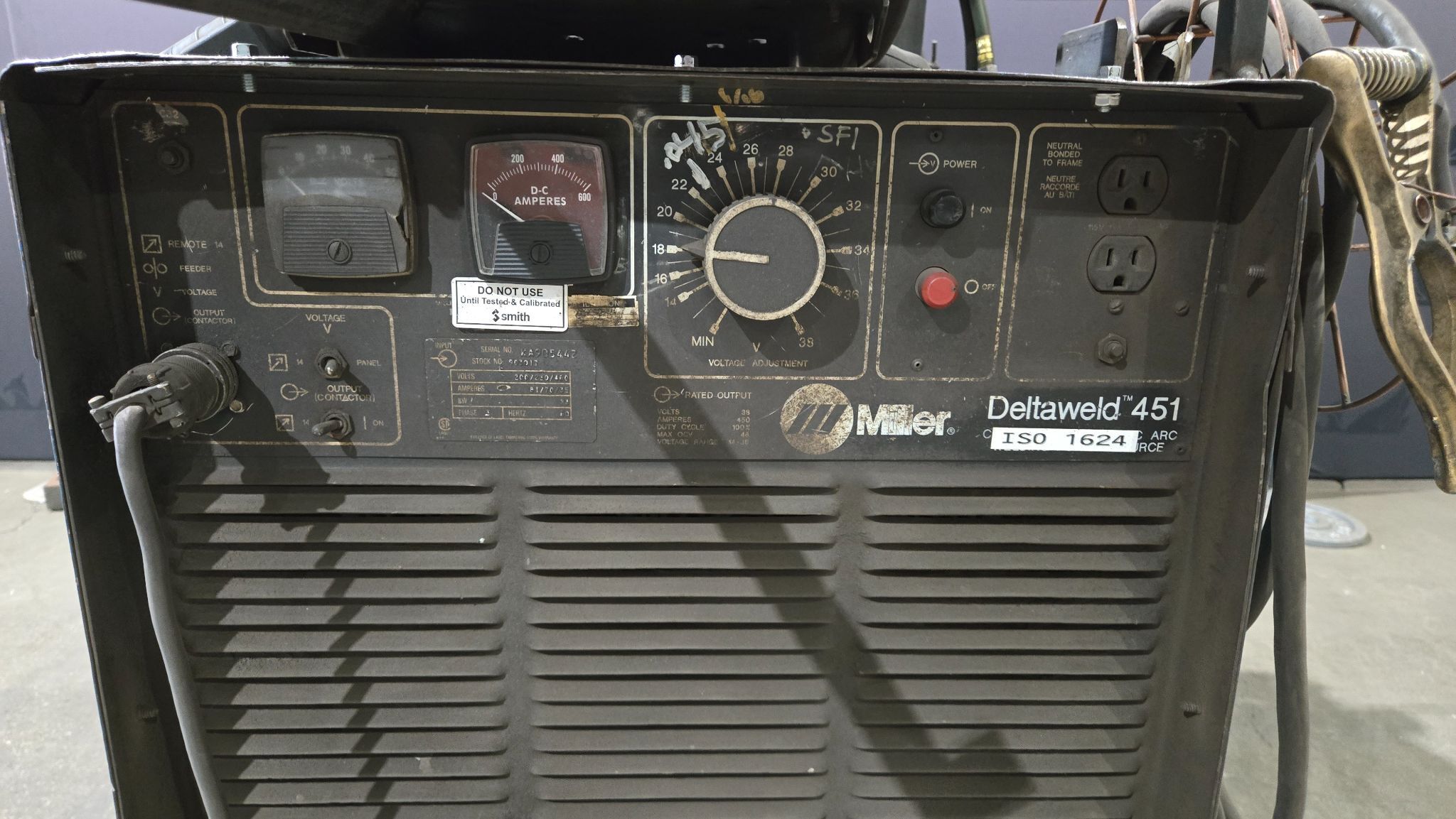 Miller Deltaweld 451 CV DC Welder with R-115 Wire Feeder USED 4
